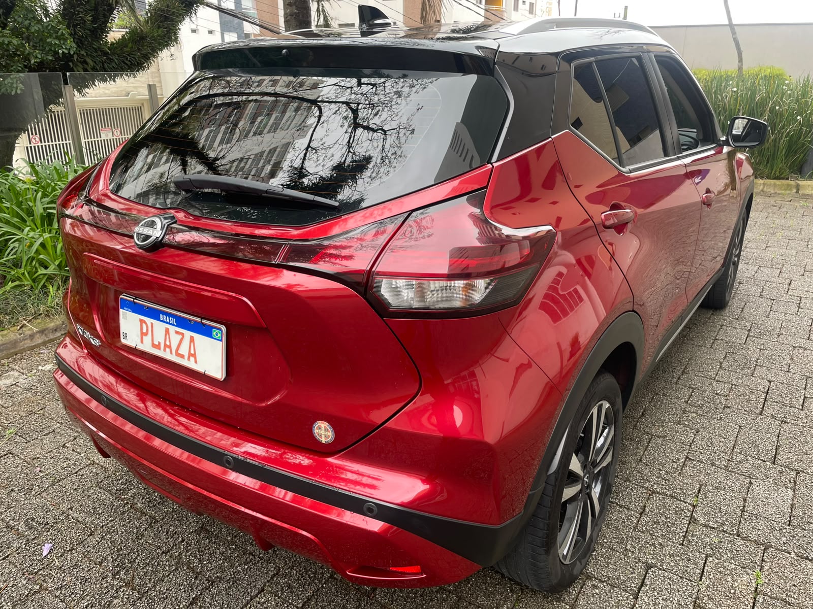 NISSAN KICKS