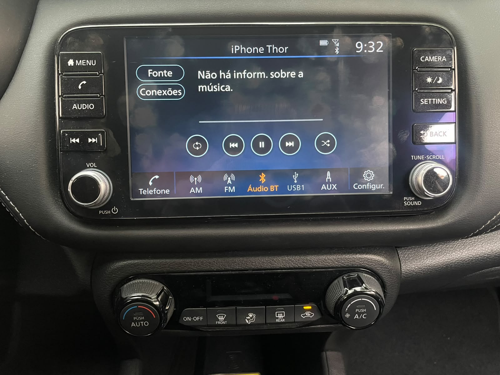 NISSAN KICKS