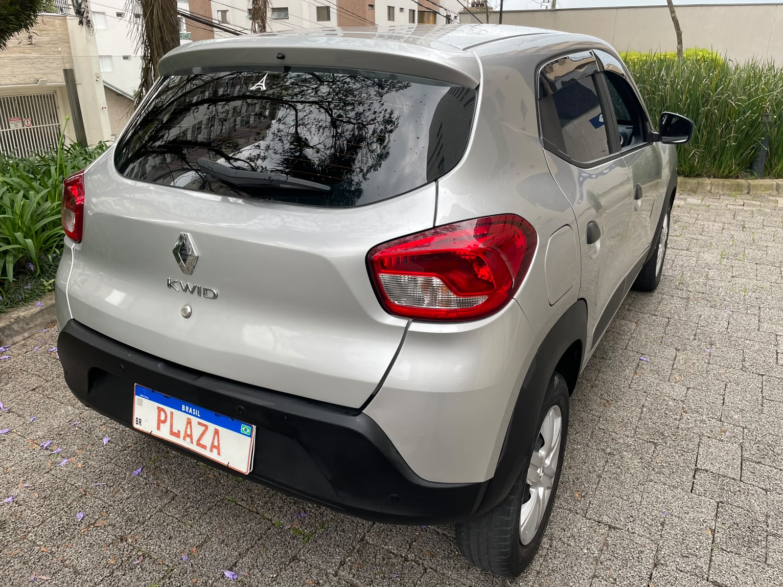 RENAULT KWID
