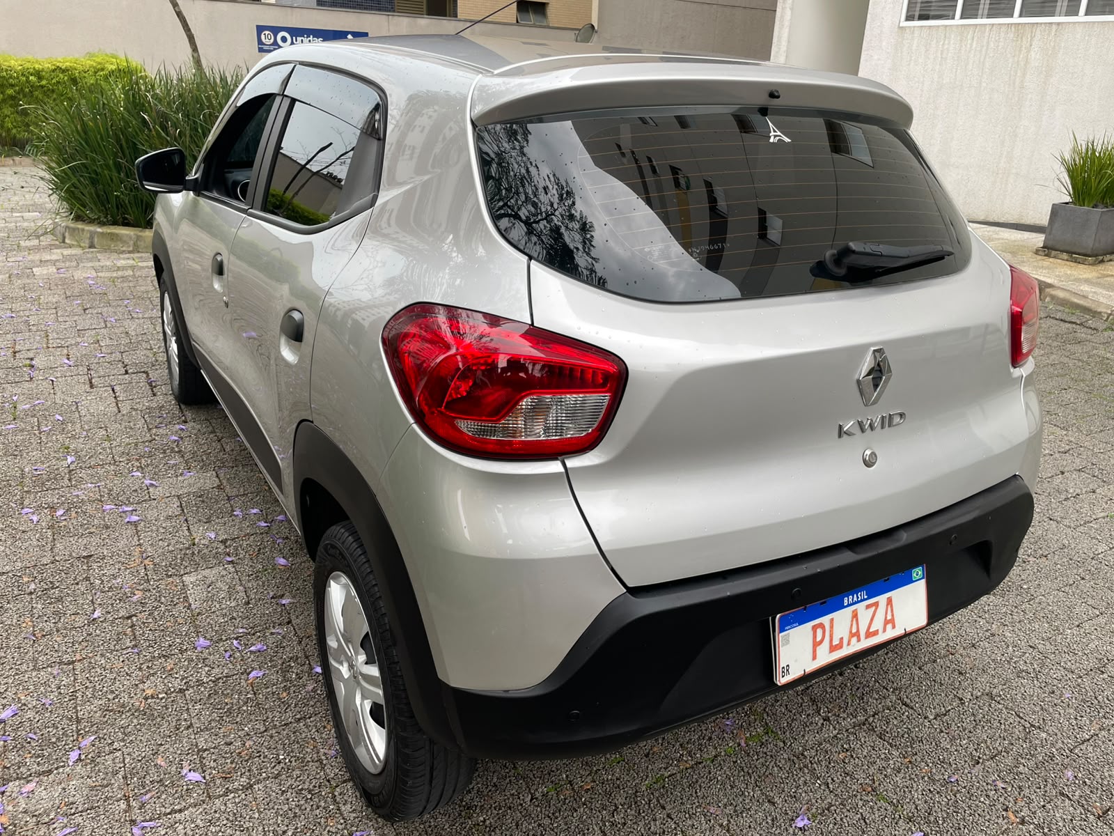 RENAULT KWID