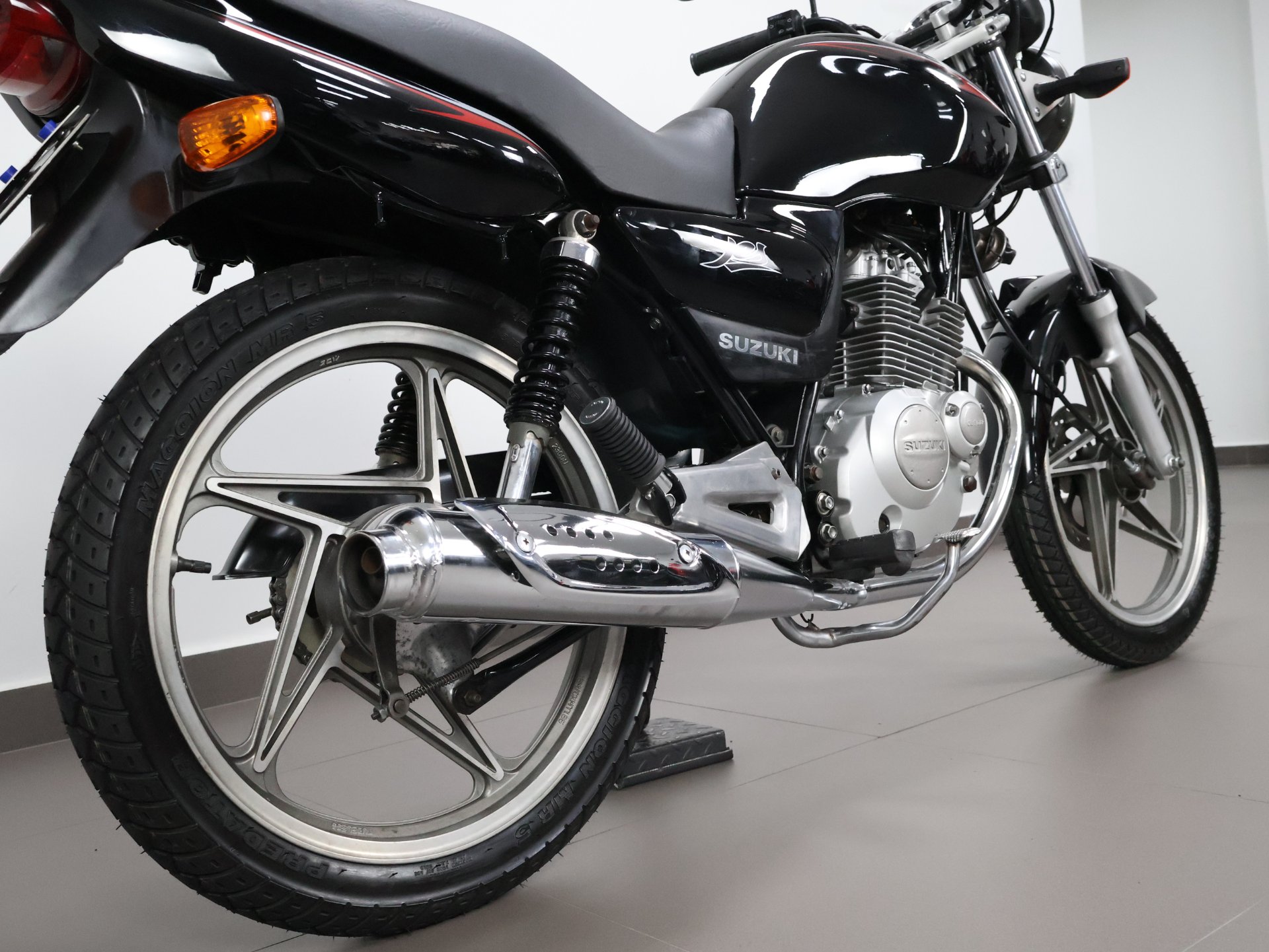 SUZUKI YES 125 ED