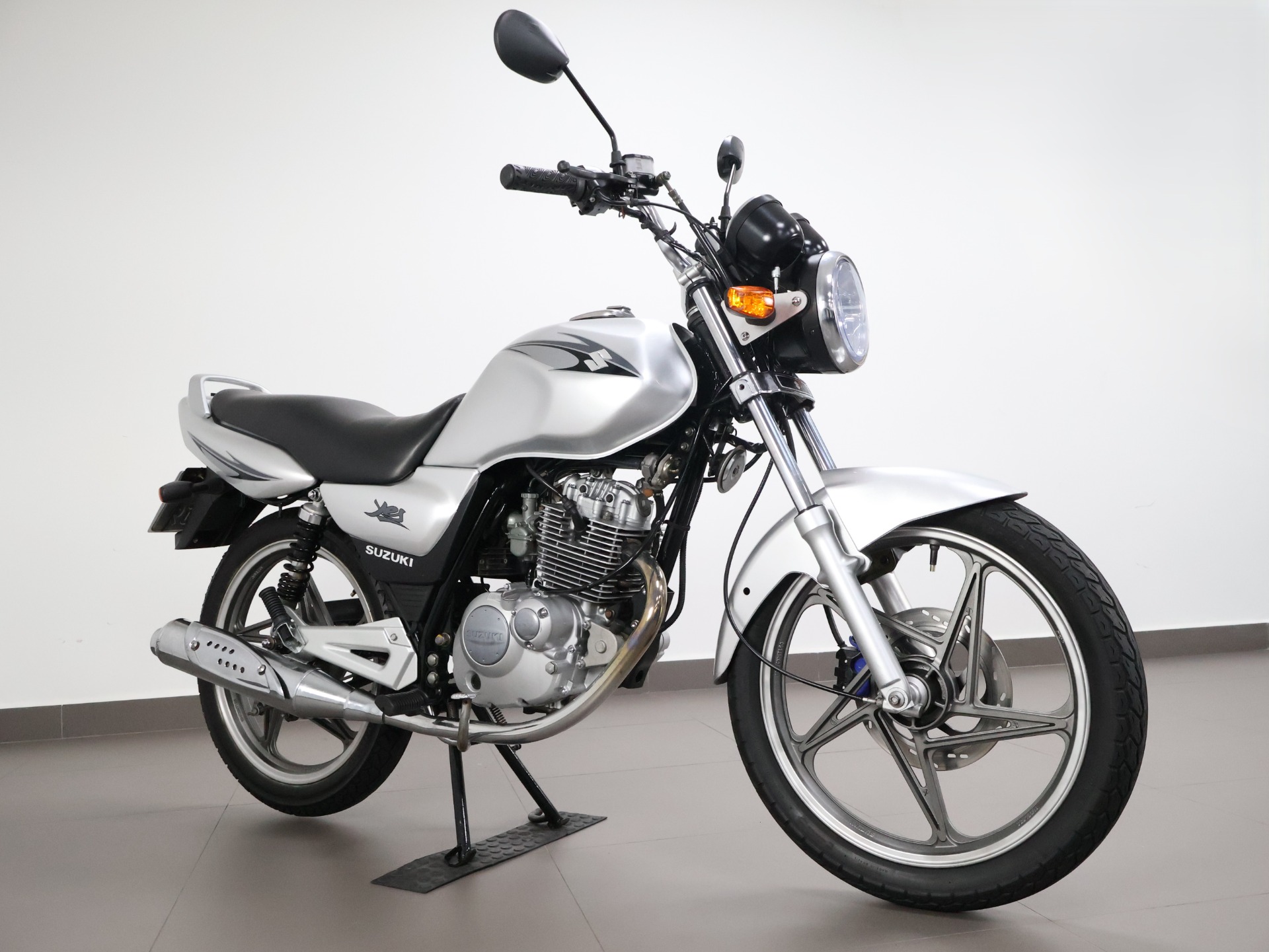 SUZUKI YES 125 ED