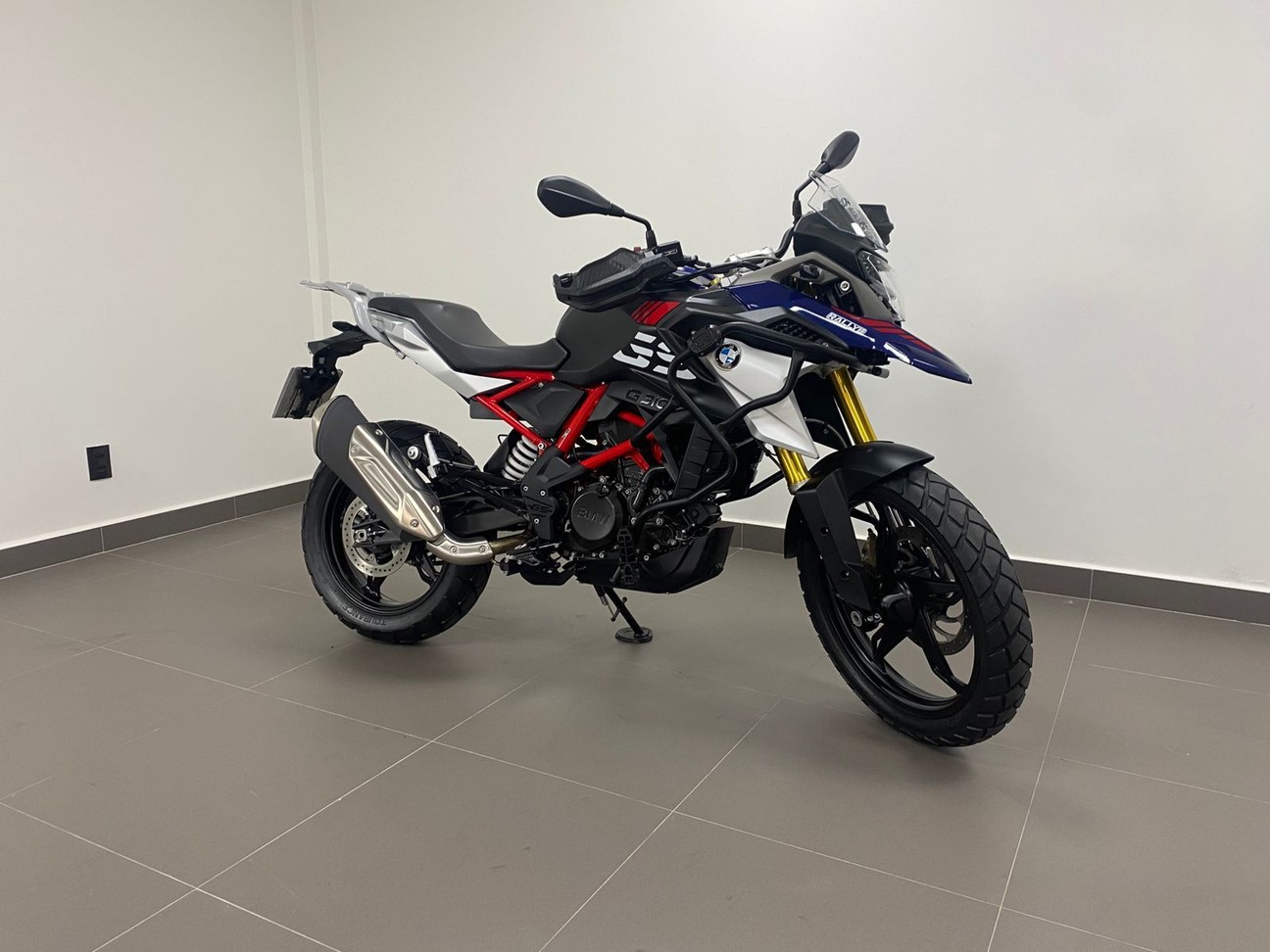 G 310 GS 