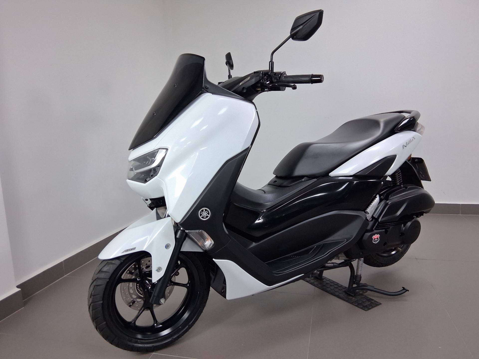 YAMAHA NMAX 160 ABS
