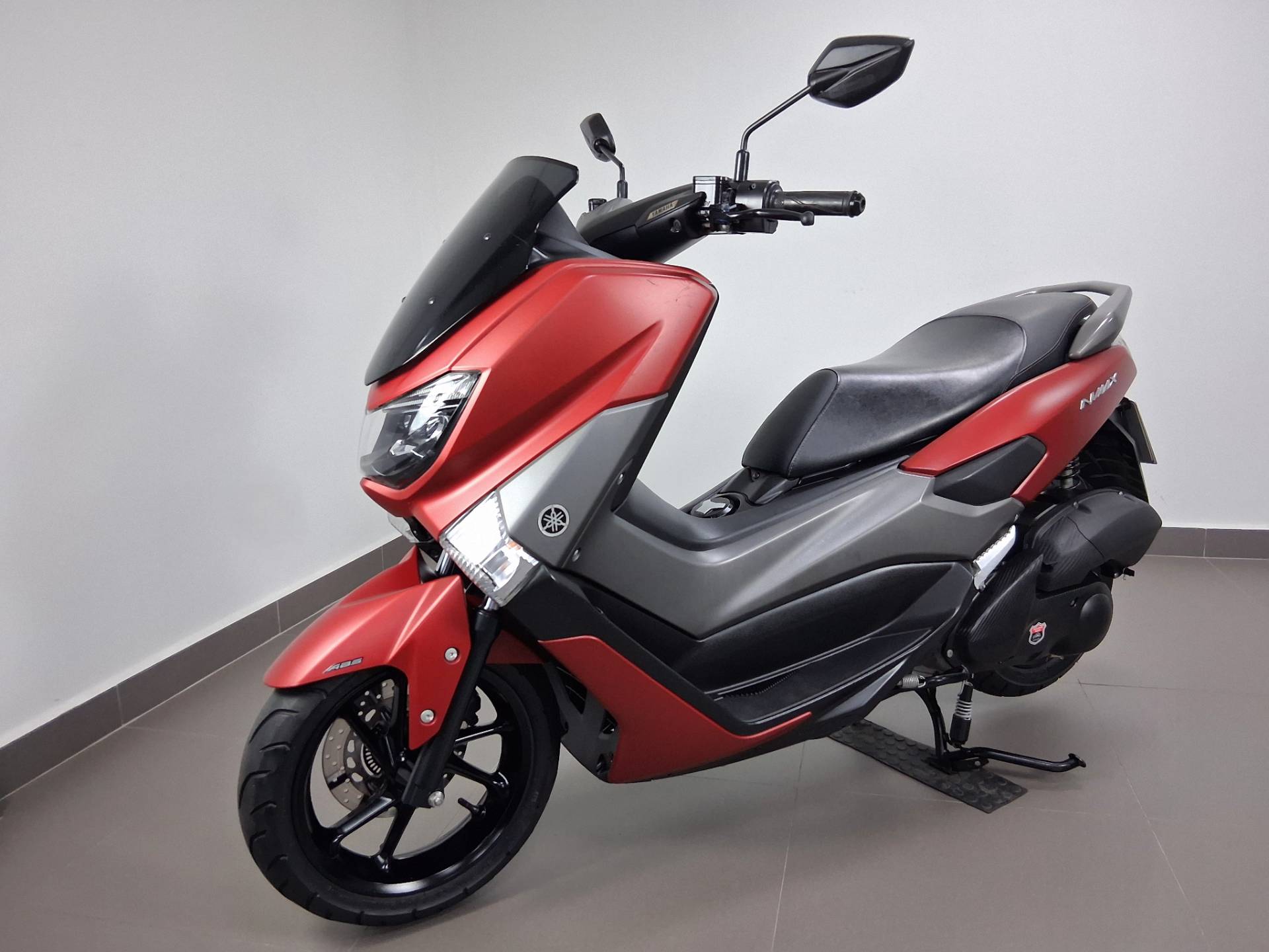 YAMAHA NMAX 160 ABS