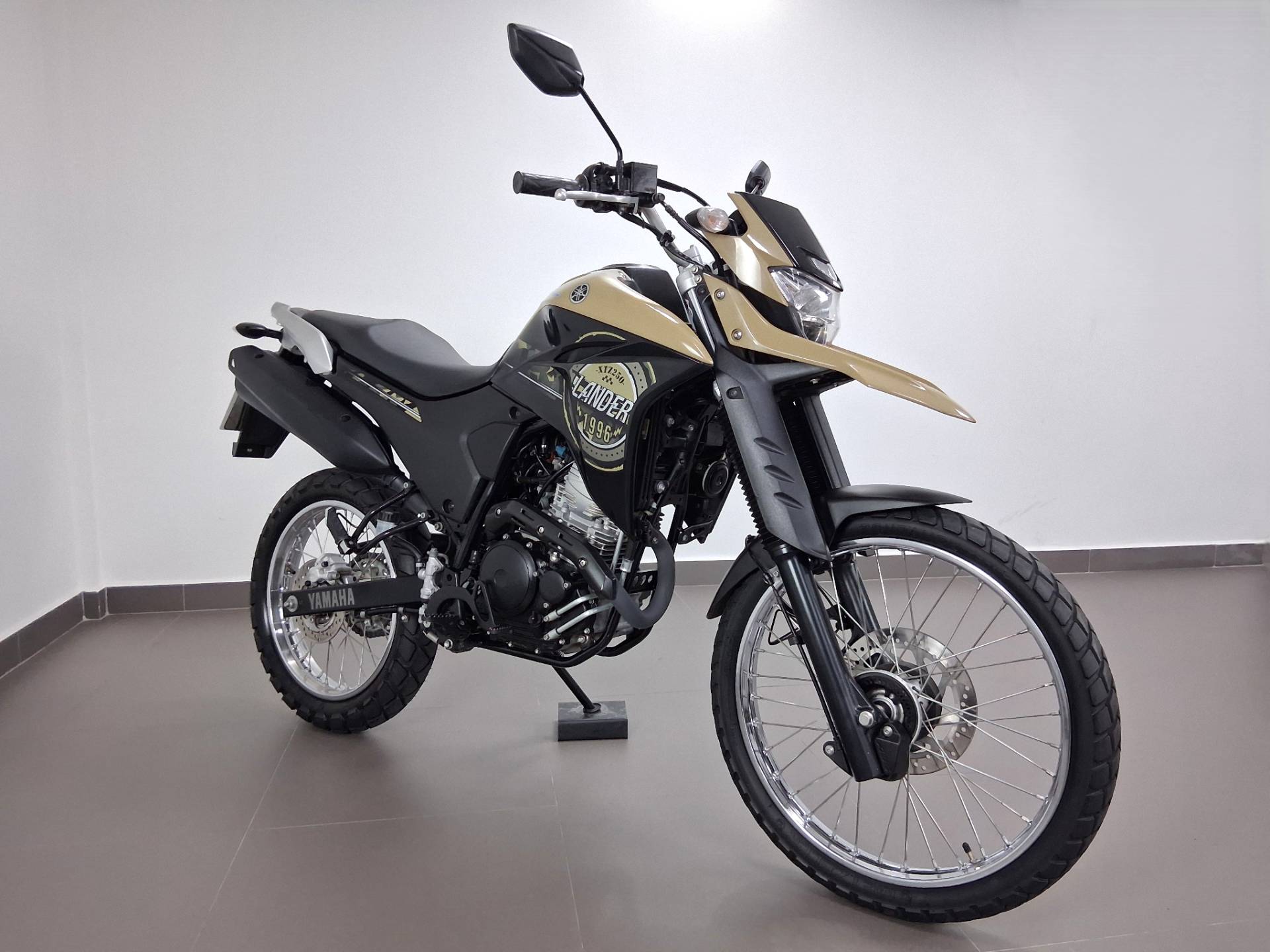 YAMAHA XTZ 250 LANDER