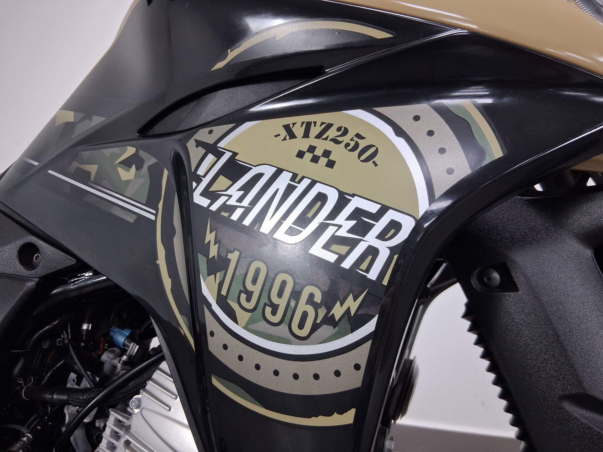 YAMAHA XTZ 250 LANDER