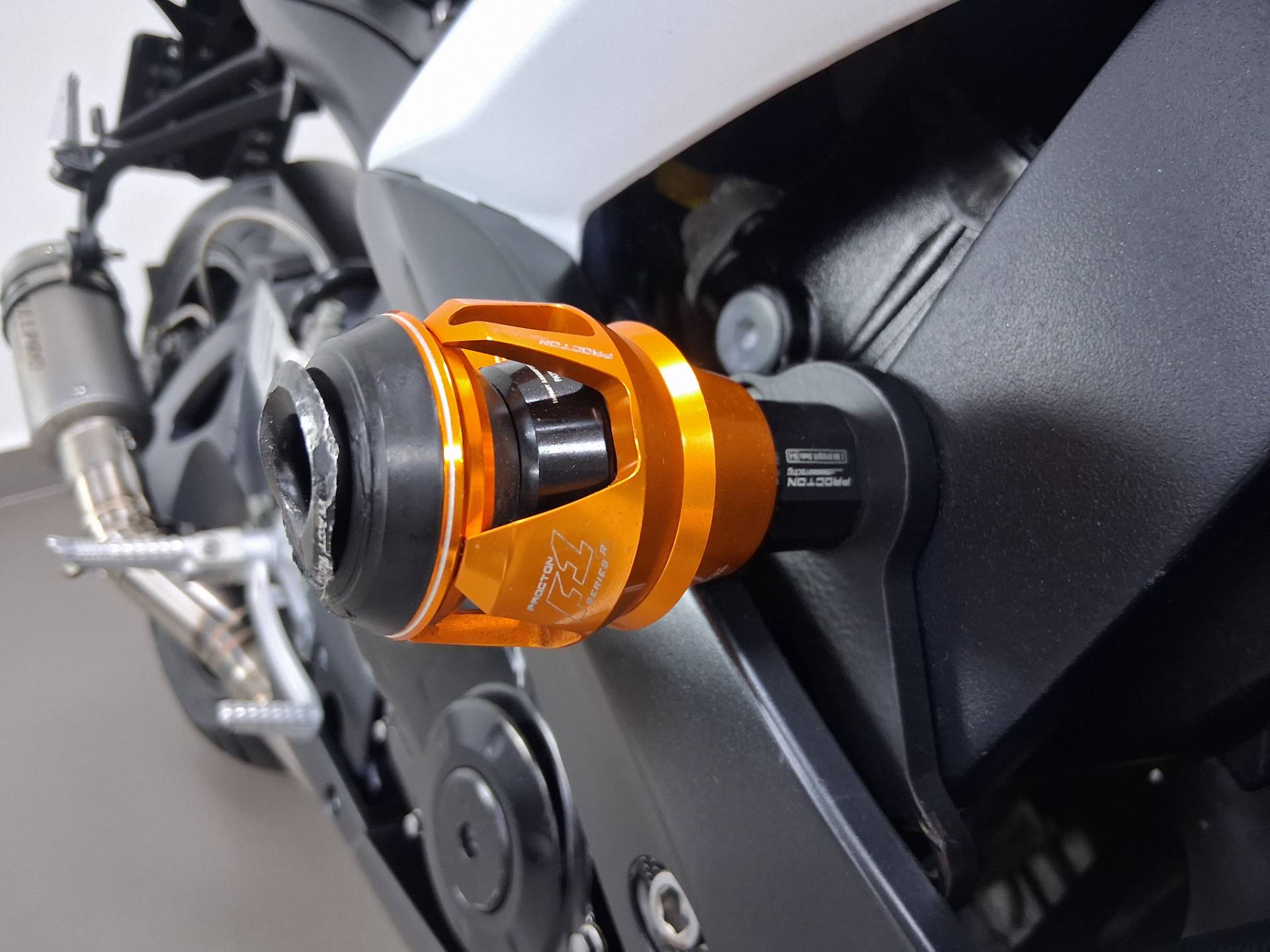 SUZUKI GSX R750 W SRAD