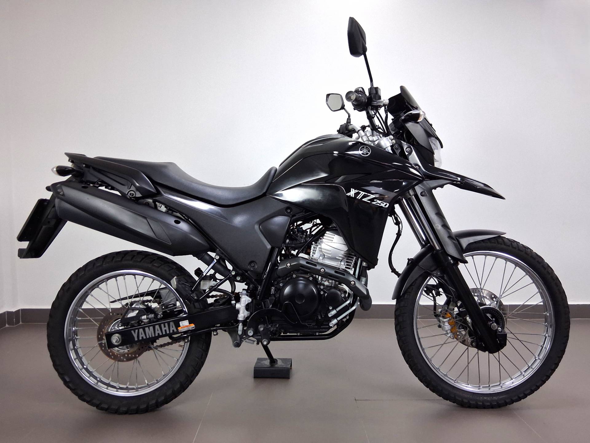 YAMAHA XTZ 250 LANDER