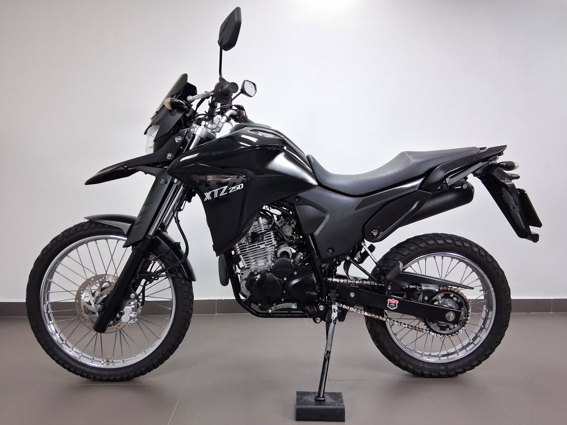 YAMAHA XTZ 250 LANDER