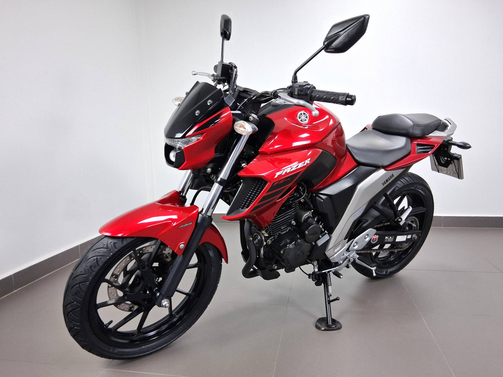 YAMAHA FZ25 FAZER ABS