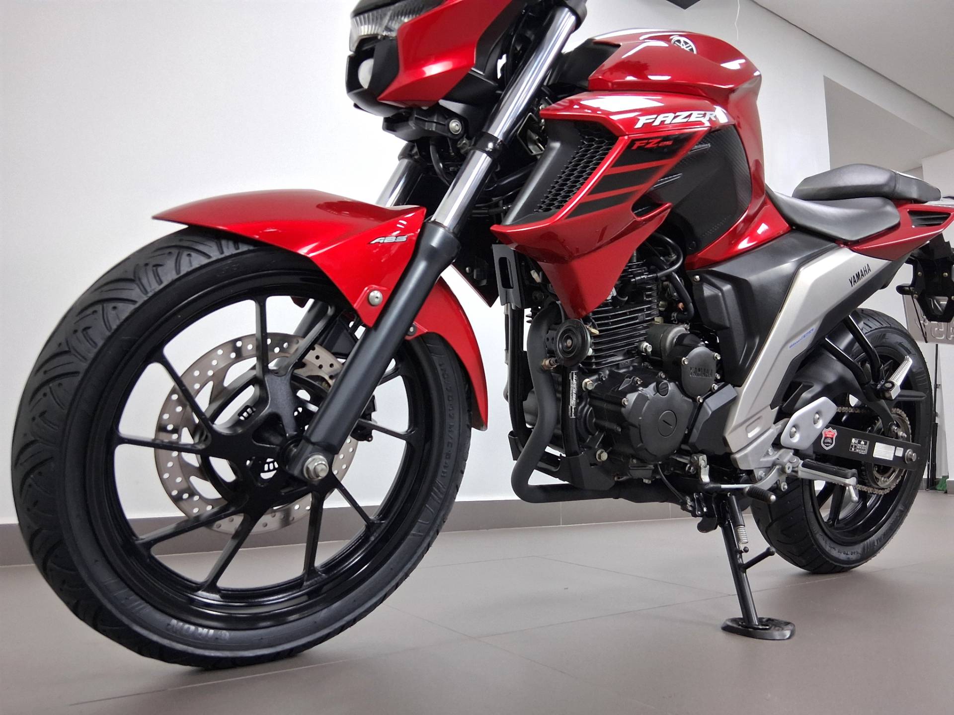 YAMAHA FZ25 FAZER ABS