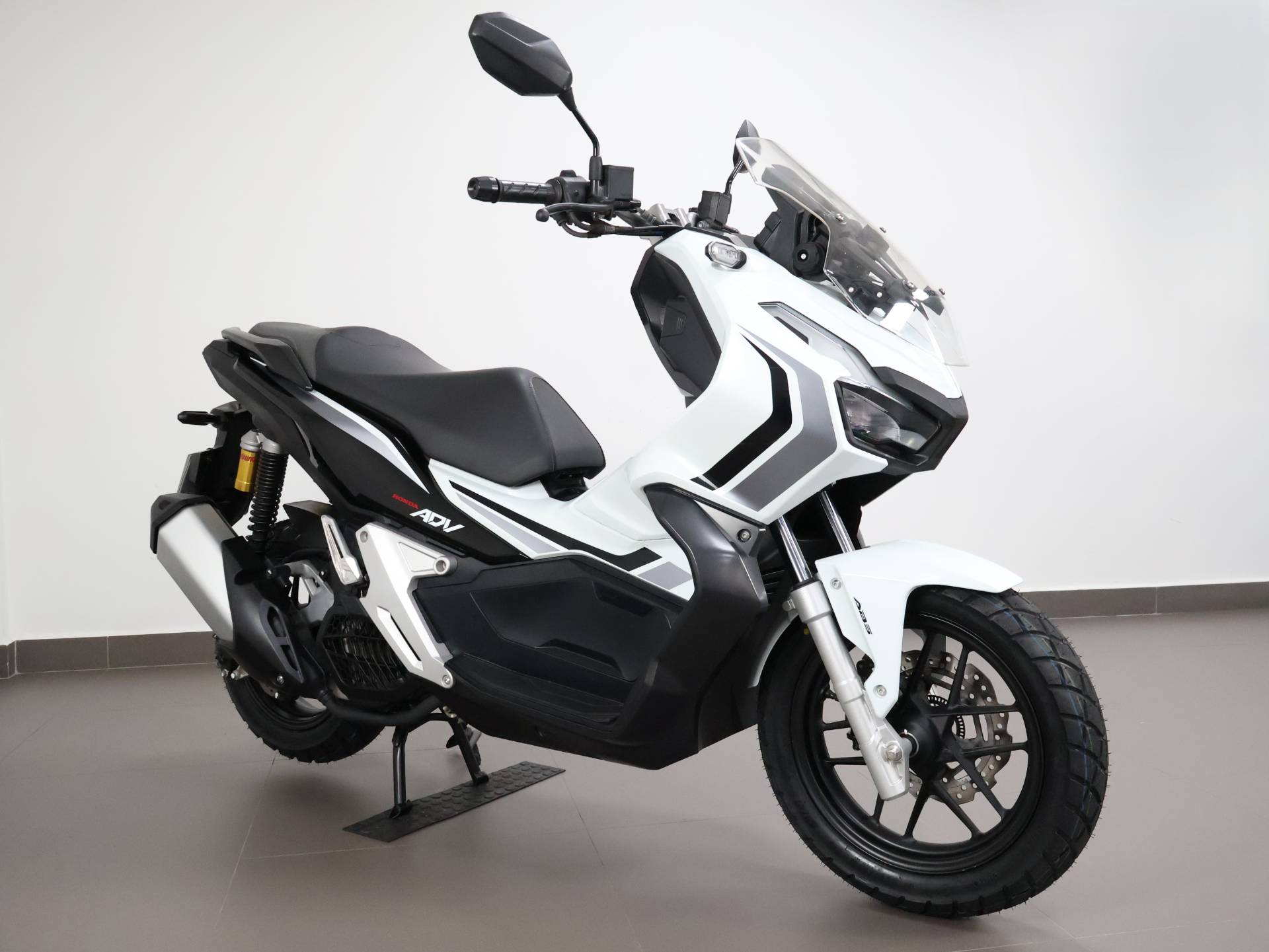 HONDA ADV 150