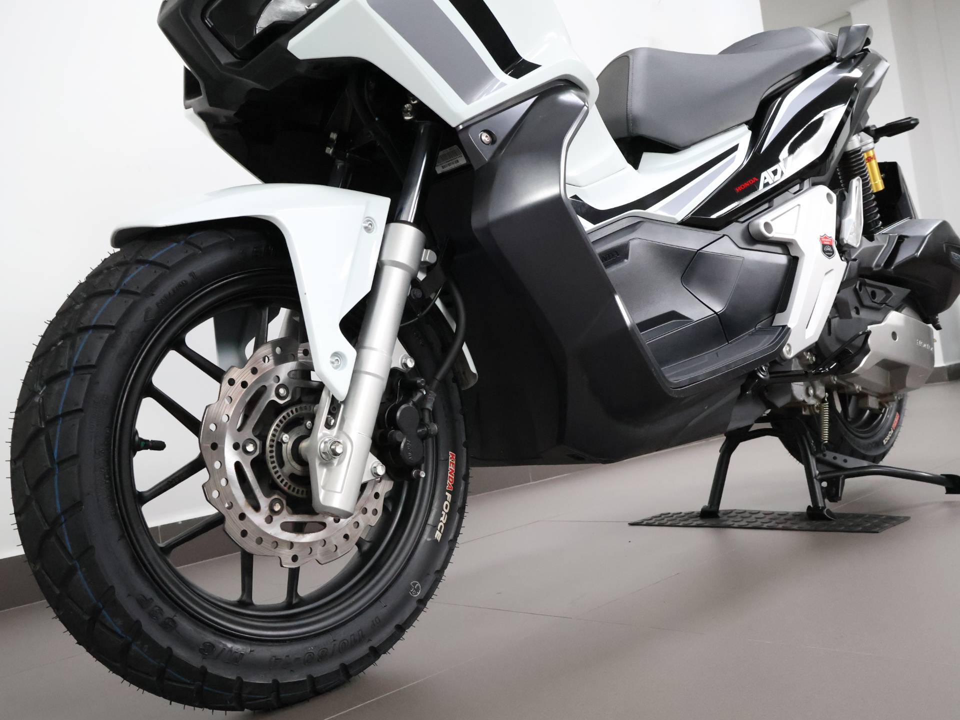 HONDA ADV 150