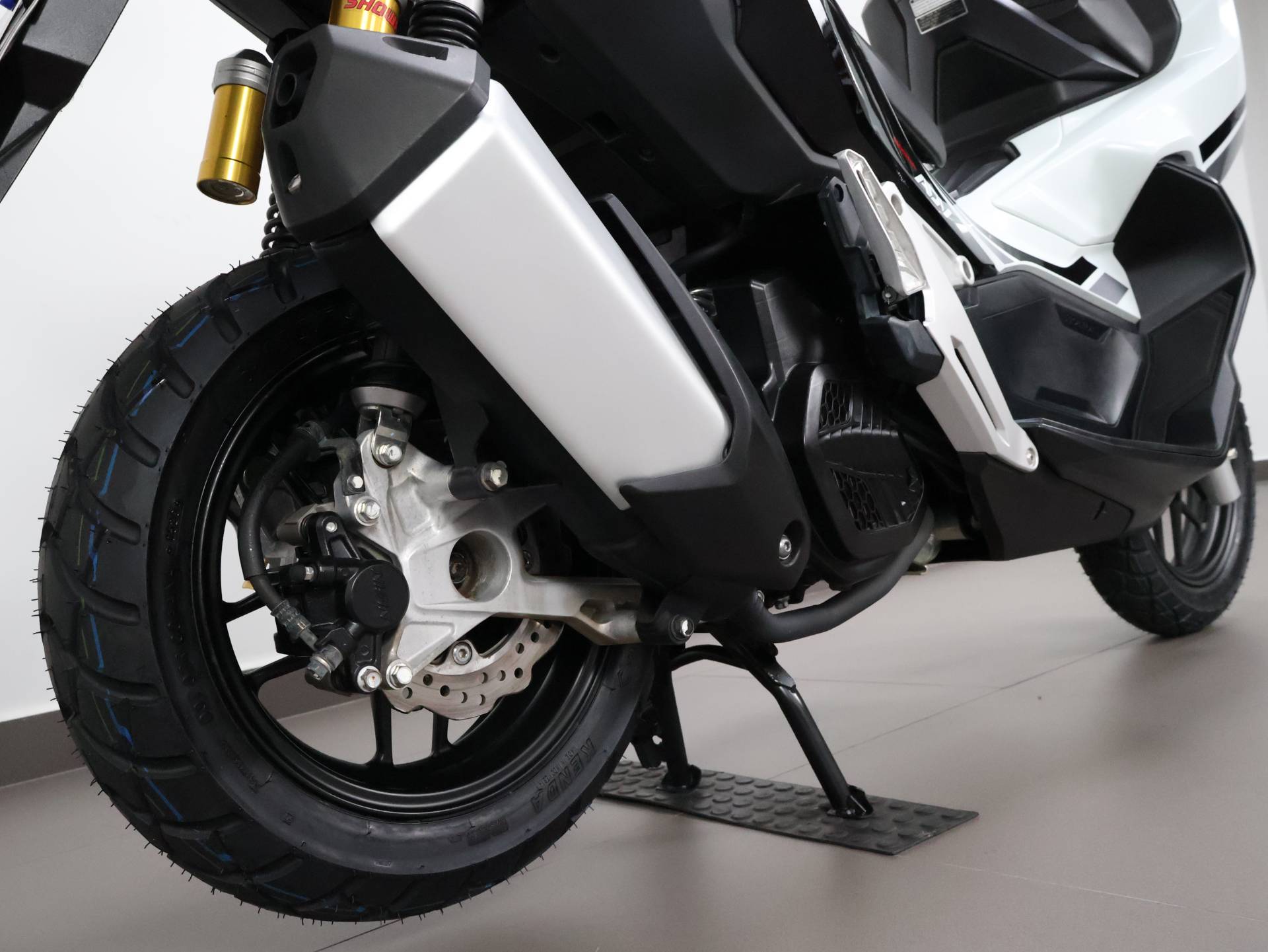 HONDA ADV 150