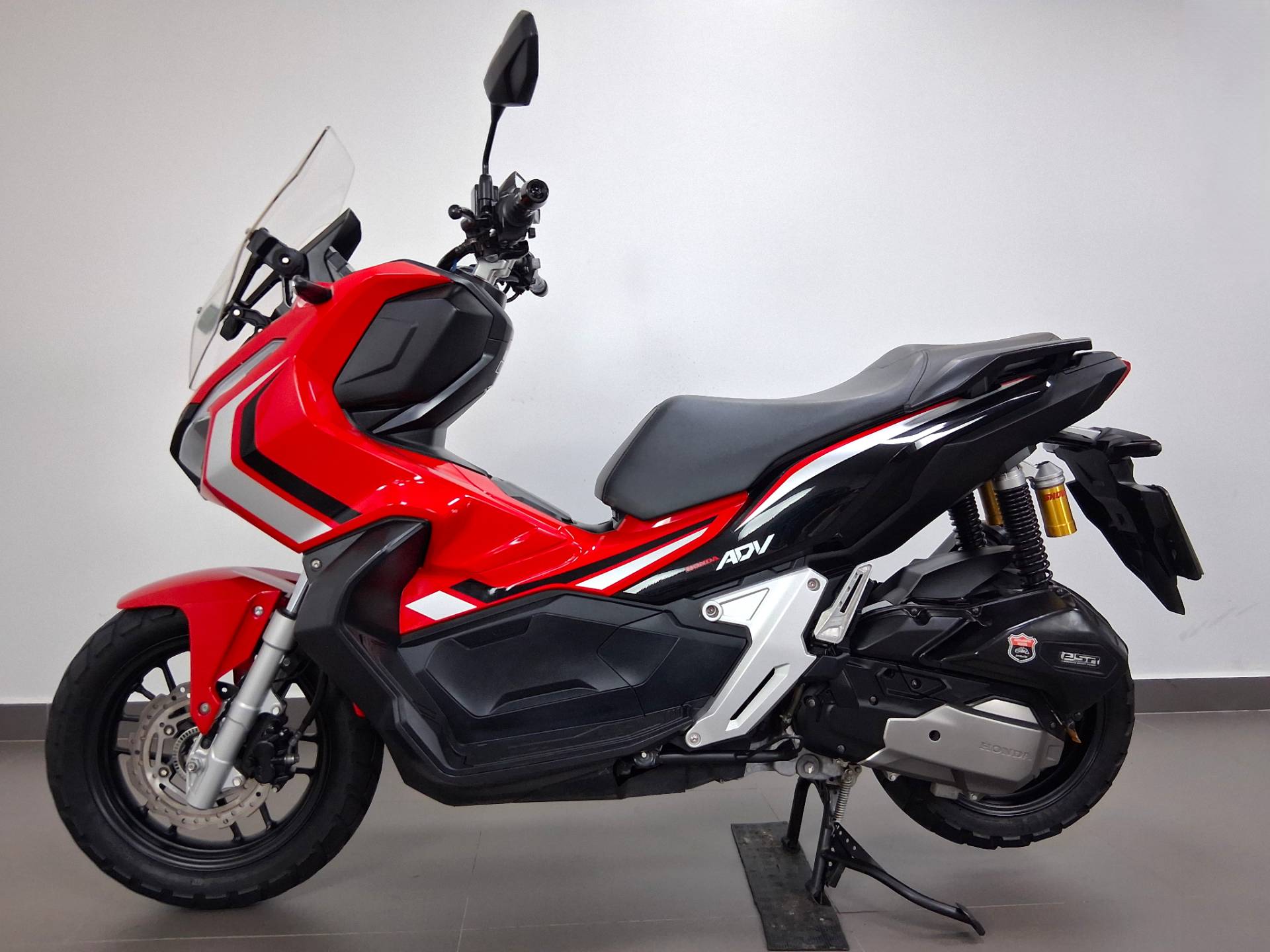 HONDA ADV 150
