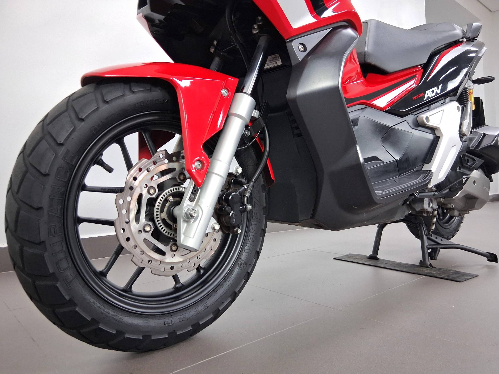 HONDA ADV 150