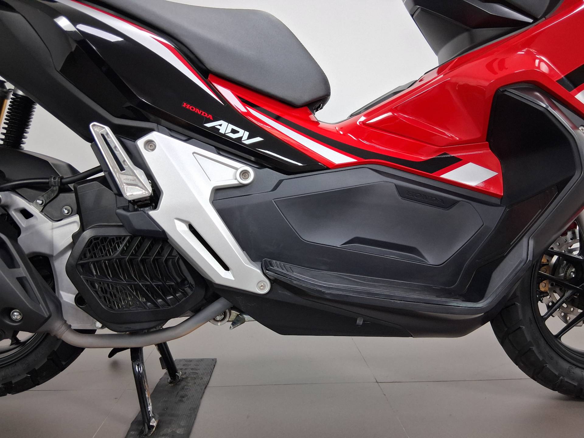 HONDA ADV 150