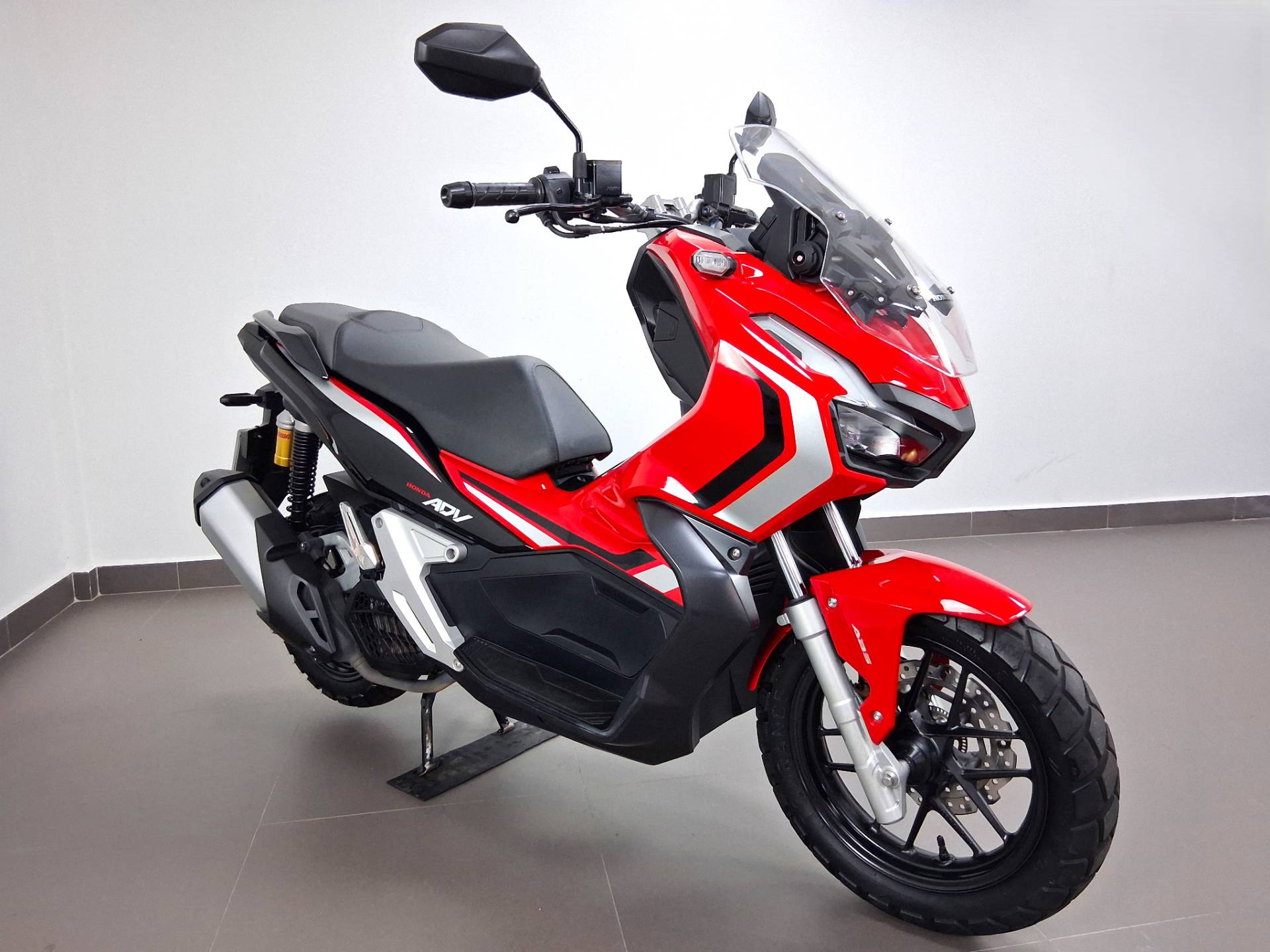 HONDA ADV 150