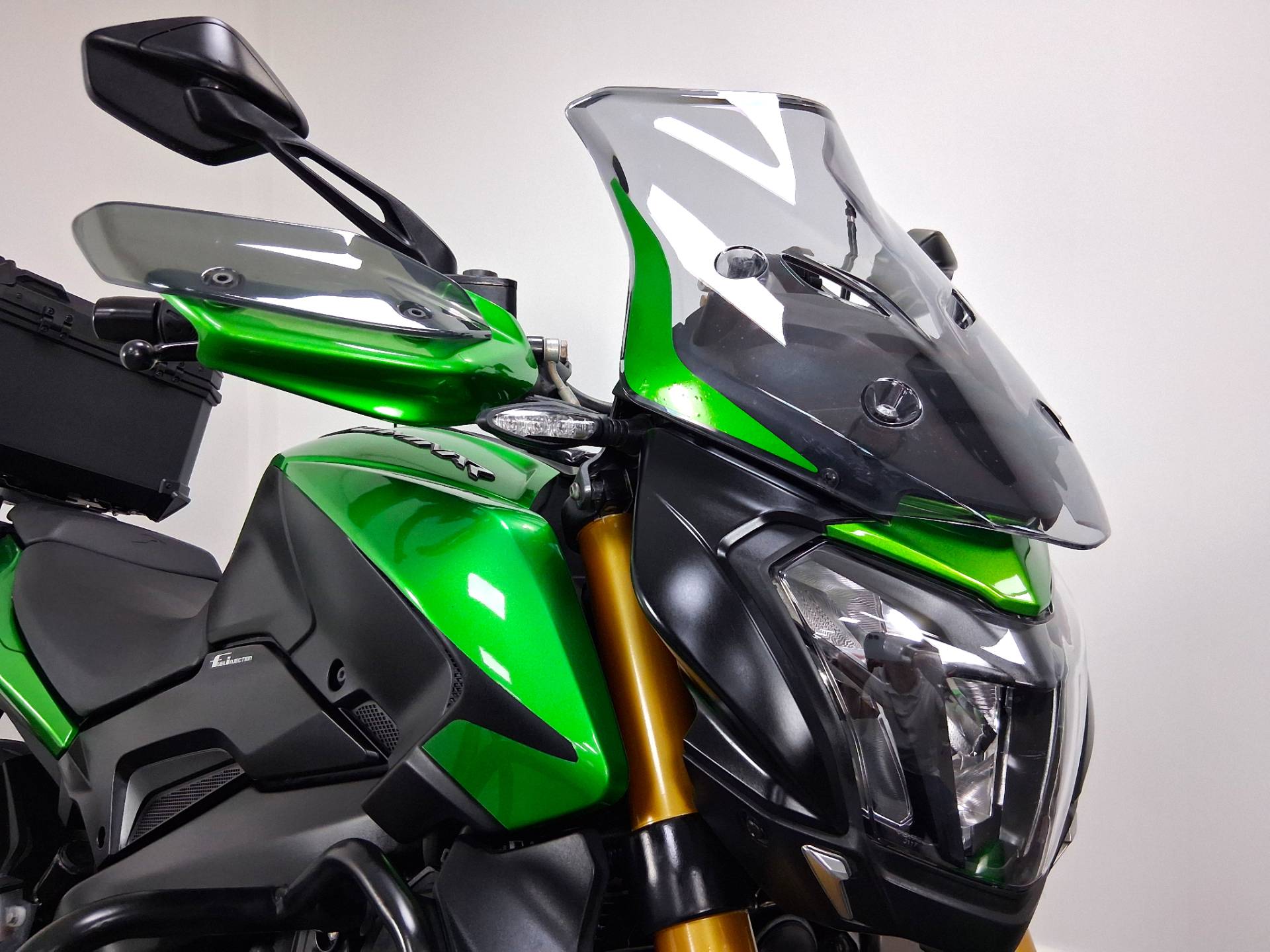 BAJAJ DOMINAR 400