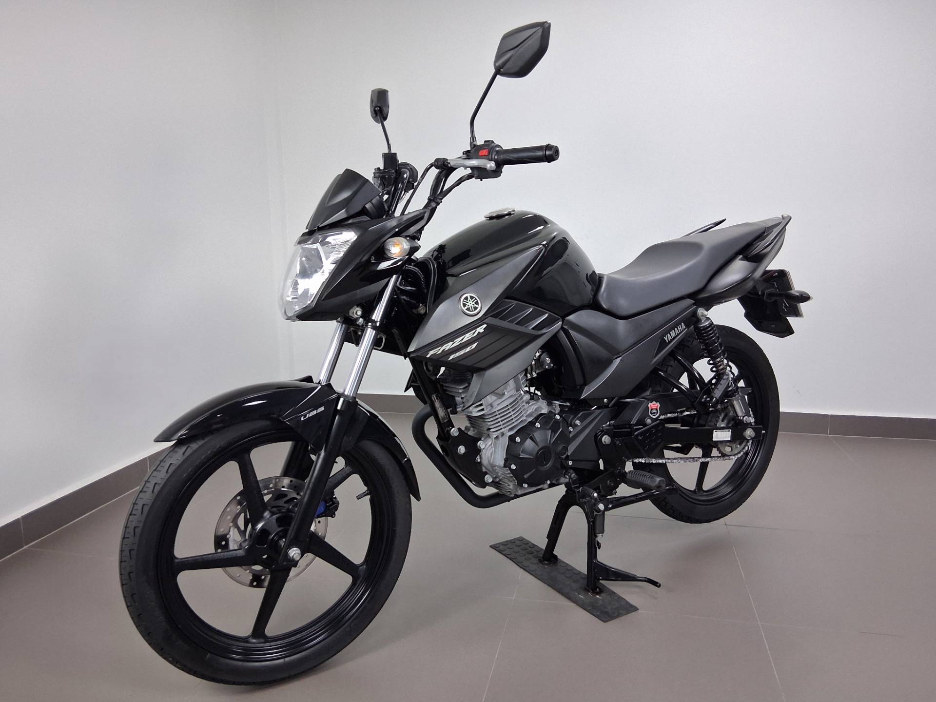 YAMAHA YS 150 FAZER SED