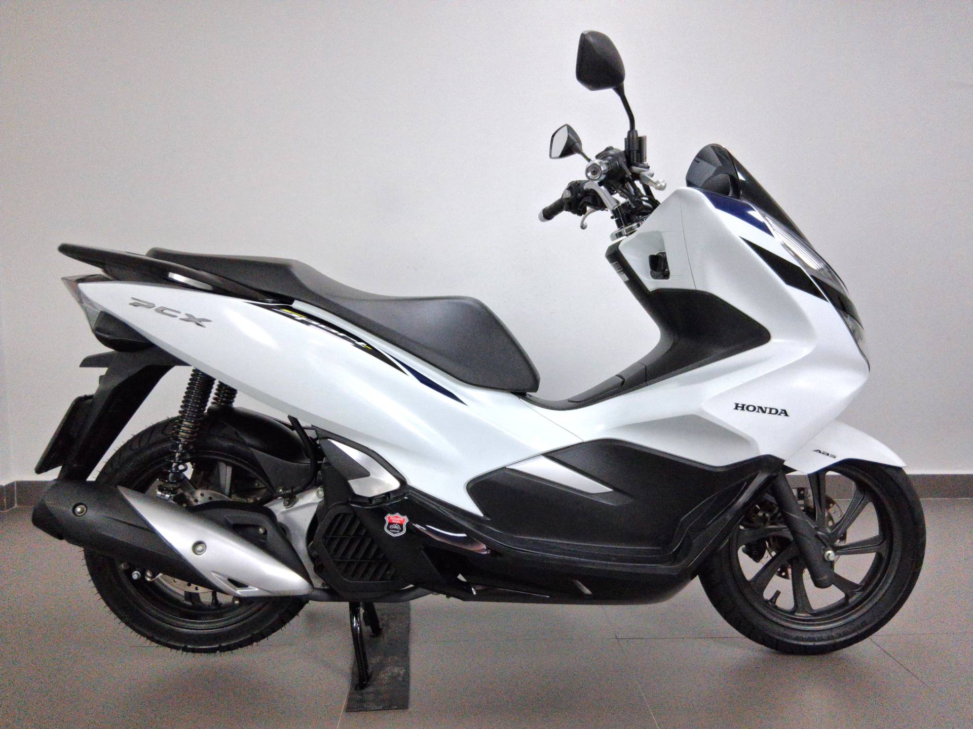 HONDA PCX 160 DLX