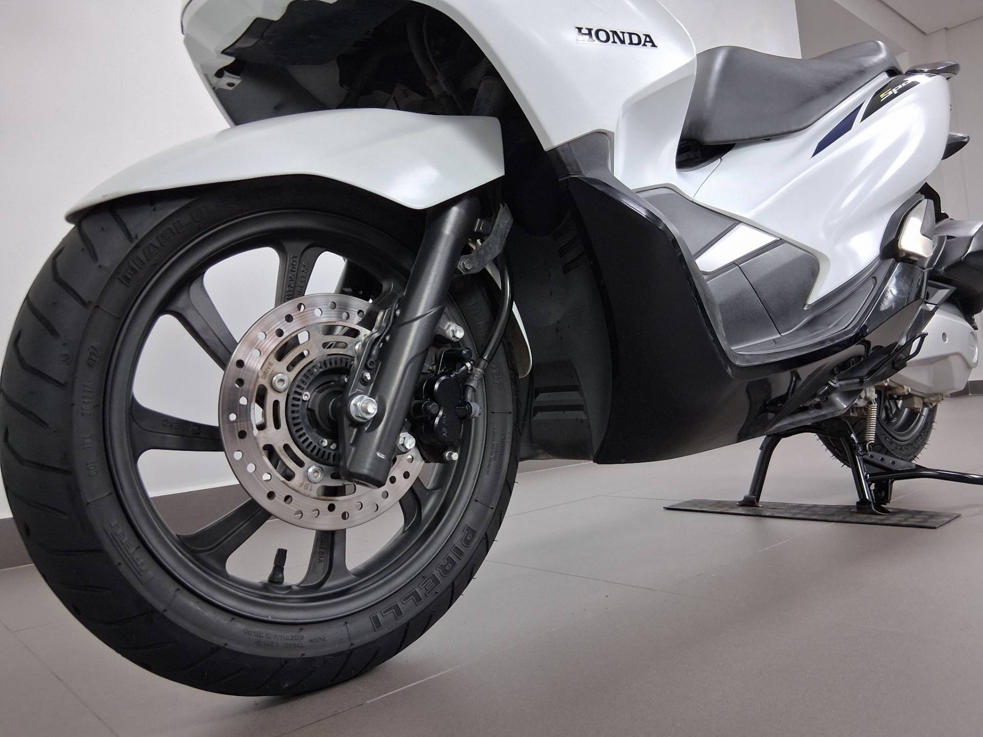 HONDA PCX 160 DLX
