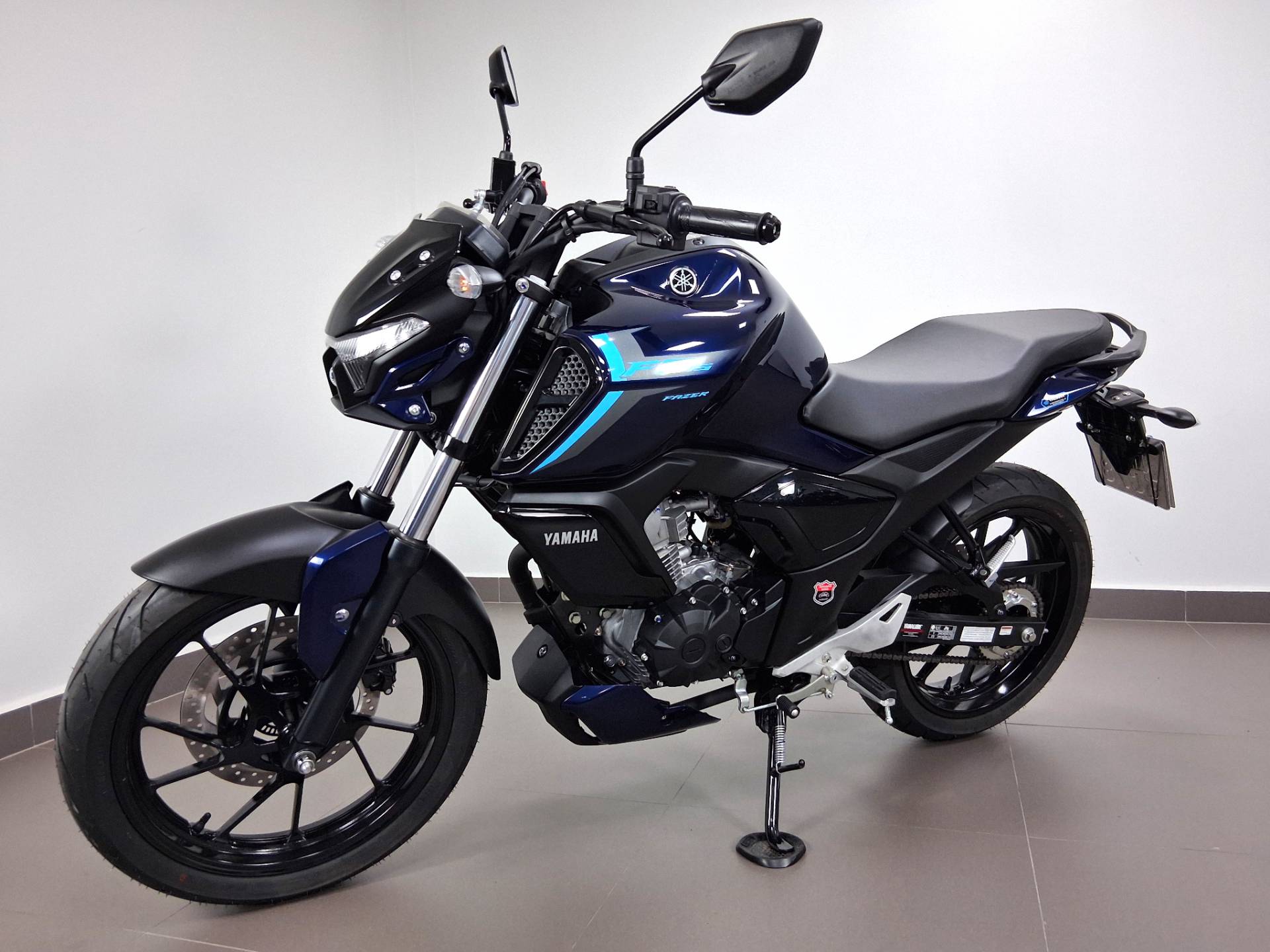 YAMAHA FZ25 FAZER CONNECTED ABS