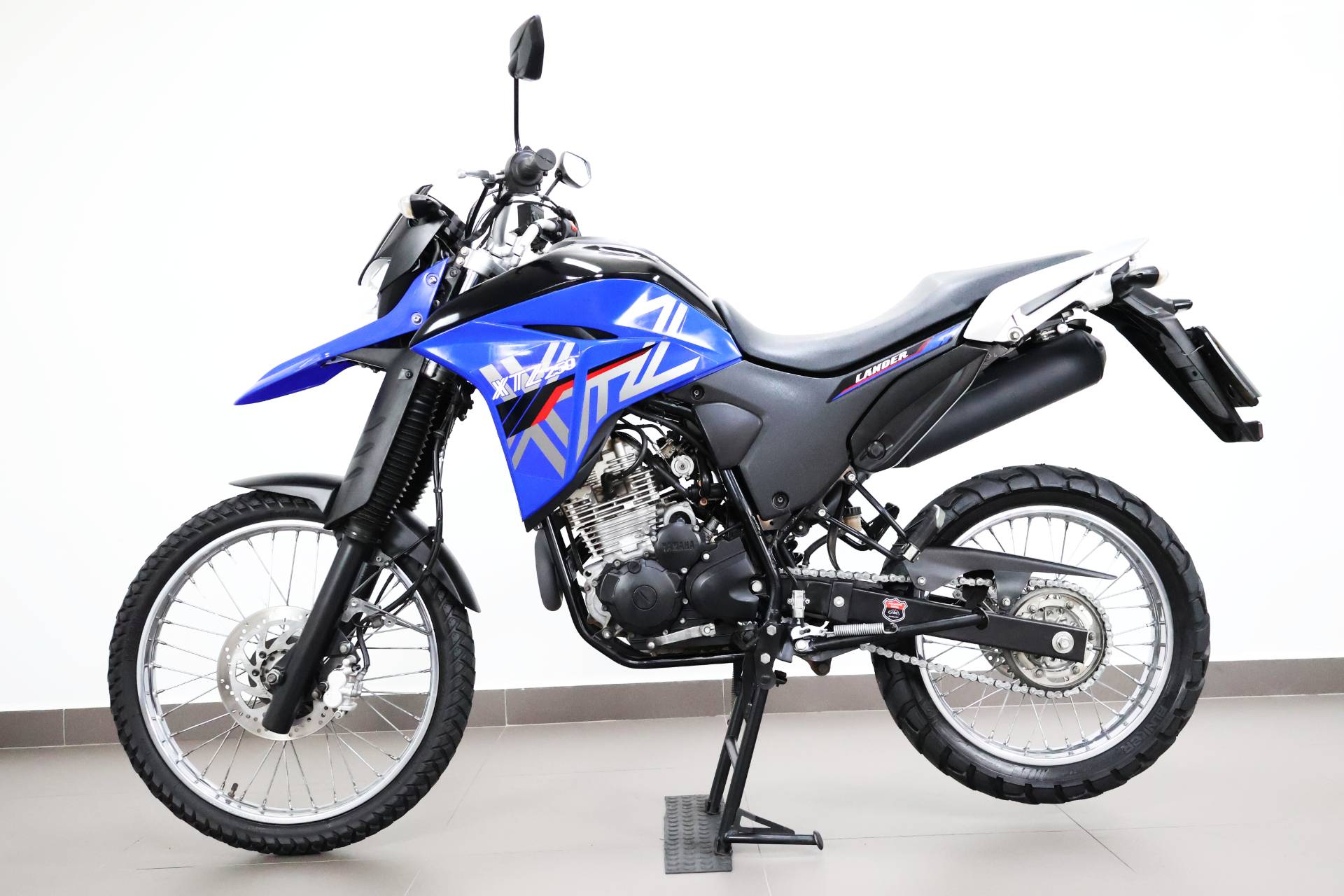 YAMAHA XTZ 250 LANDER