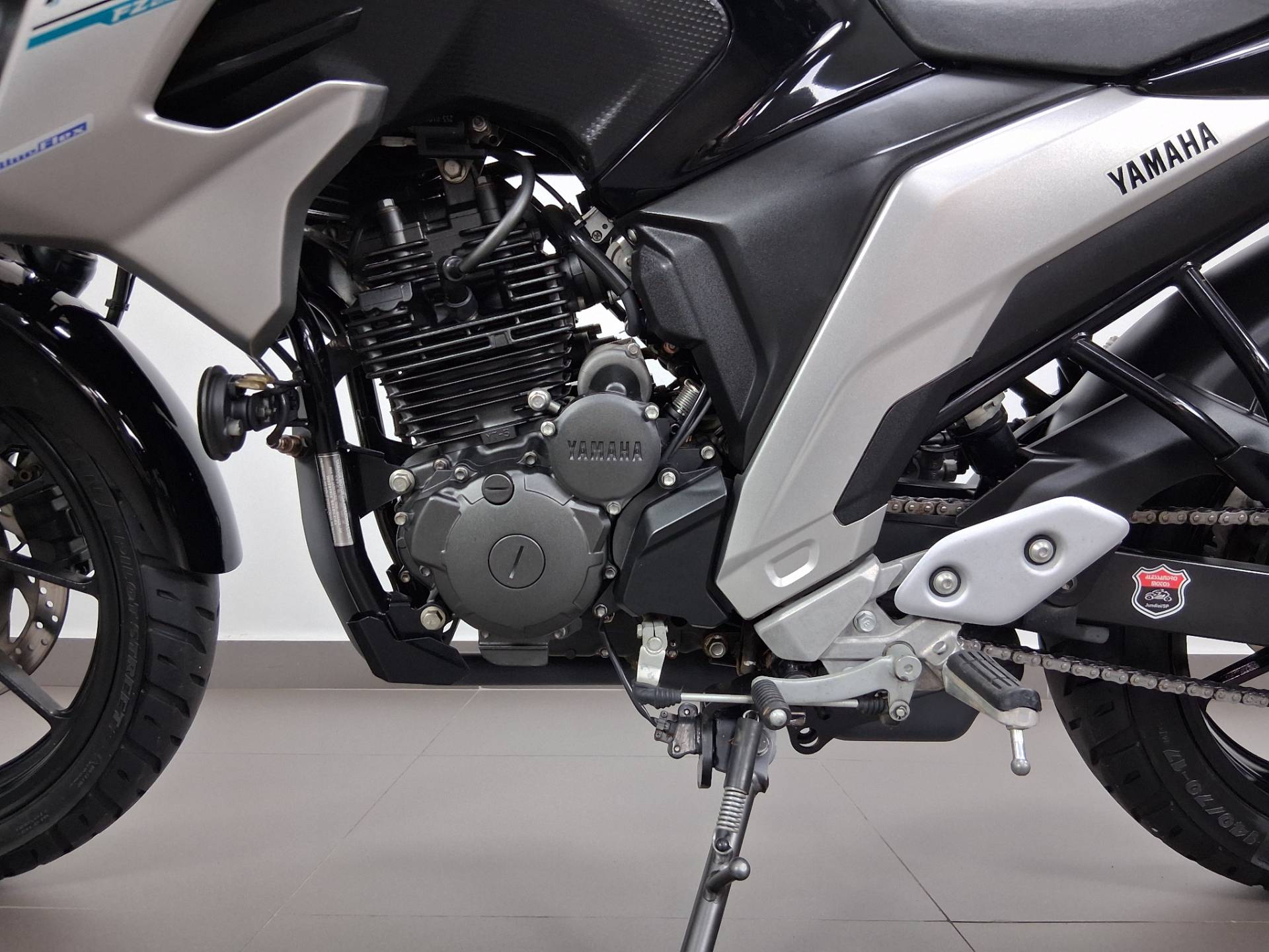 YAMAHA FZ25 FAZER ABS
