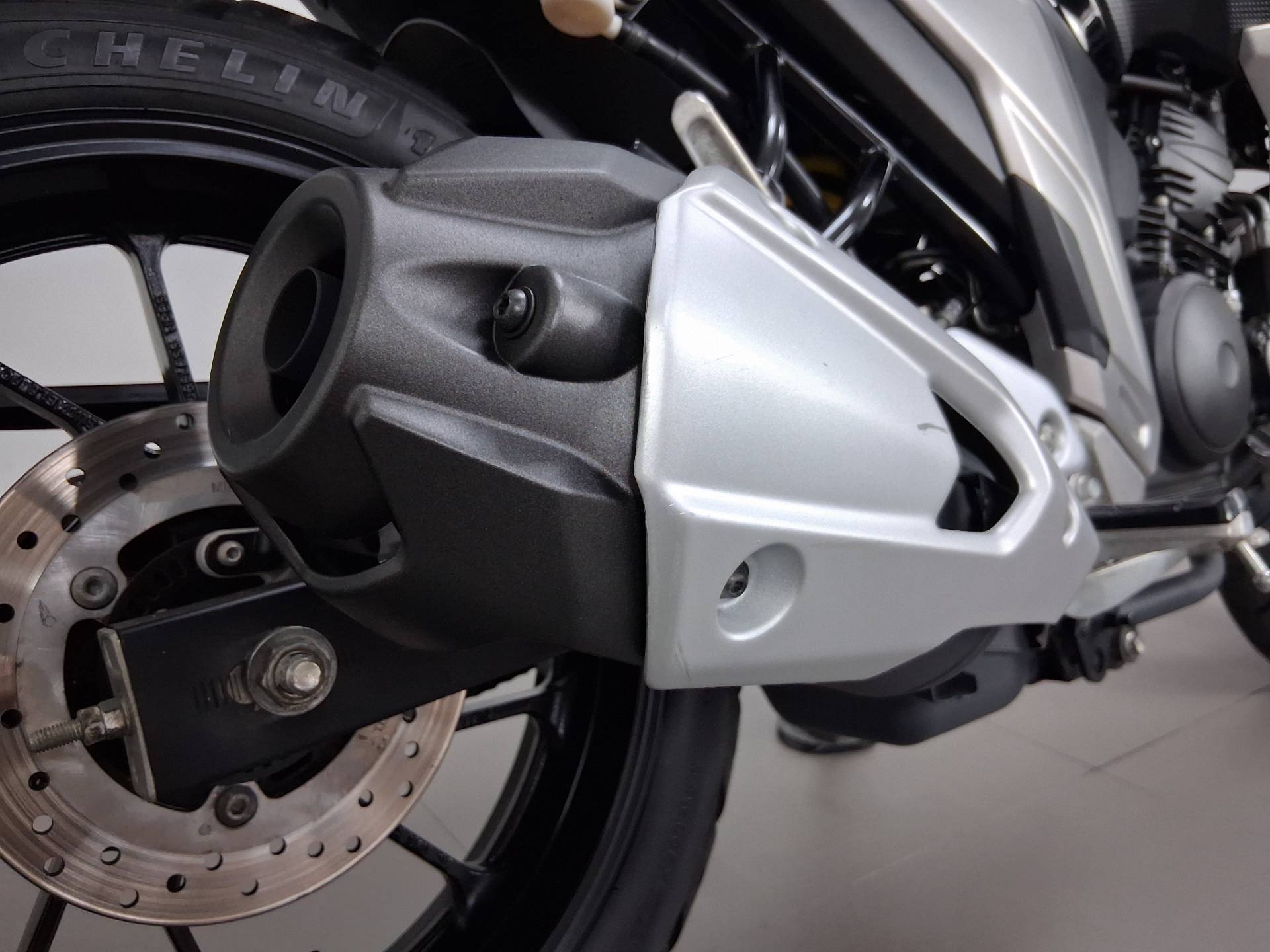 YAMAHA FZ25 FAZER ABS