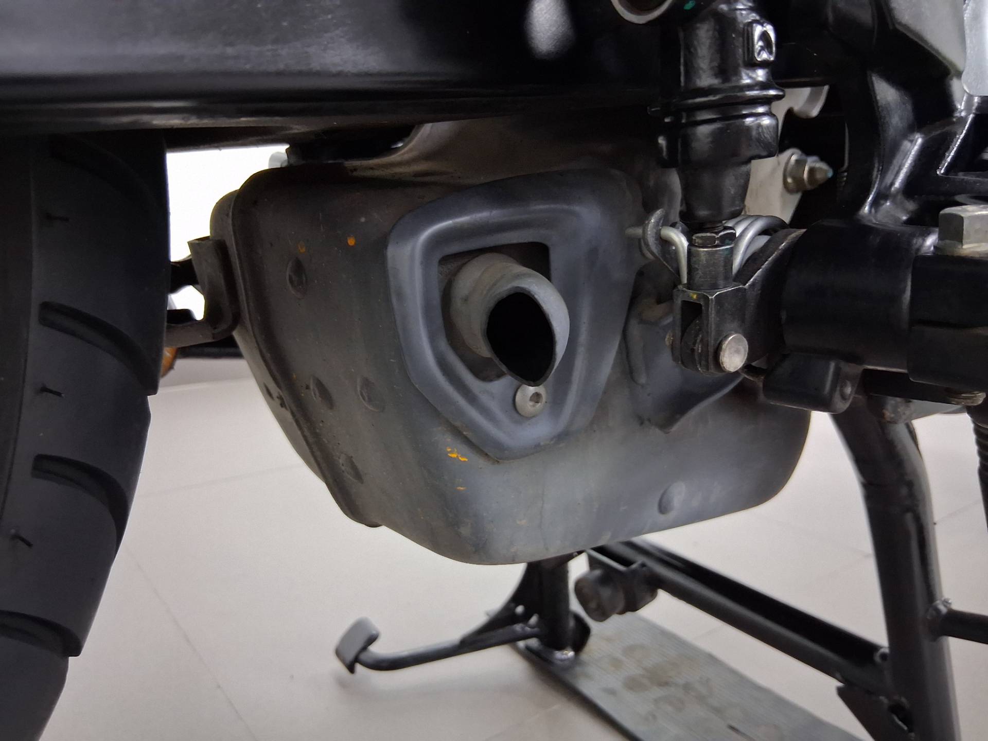 BAJAJ DOMINAR 200
