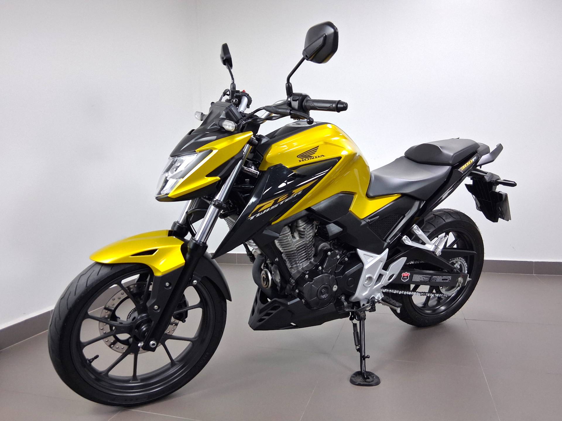 HONDA CB 300F TWISTER CBS