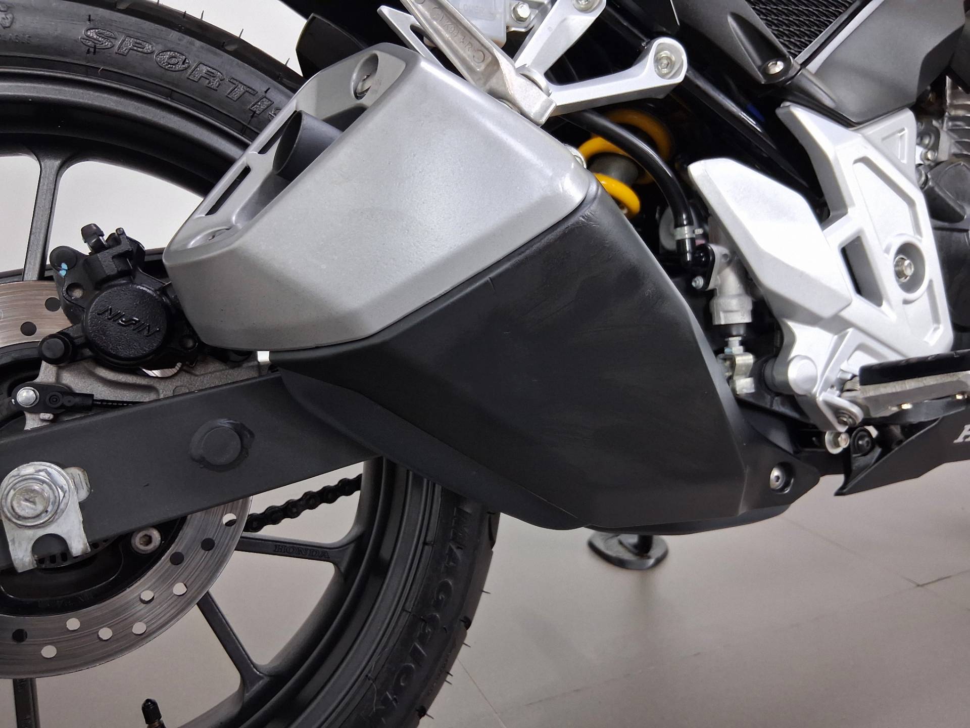 HONDA CB 300F TWISTER CBS