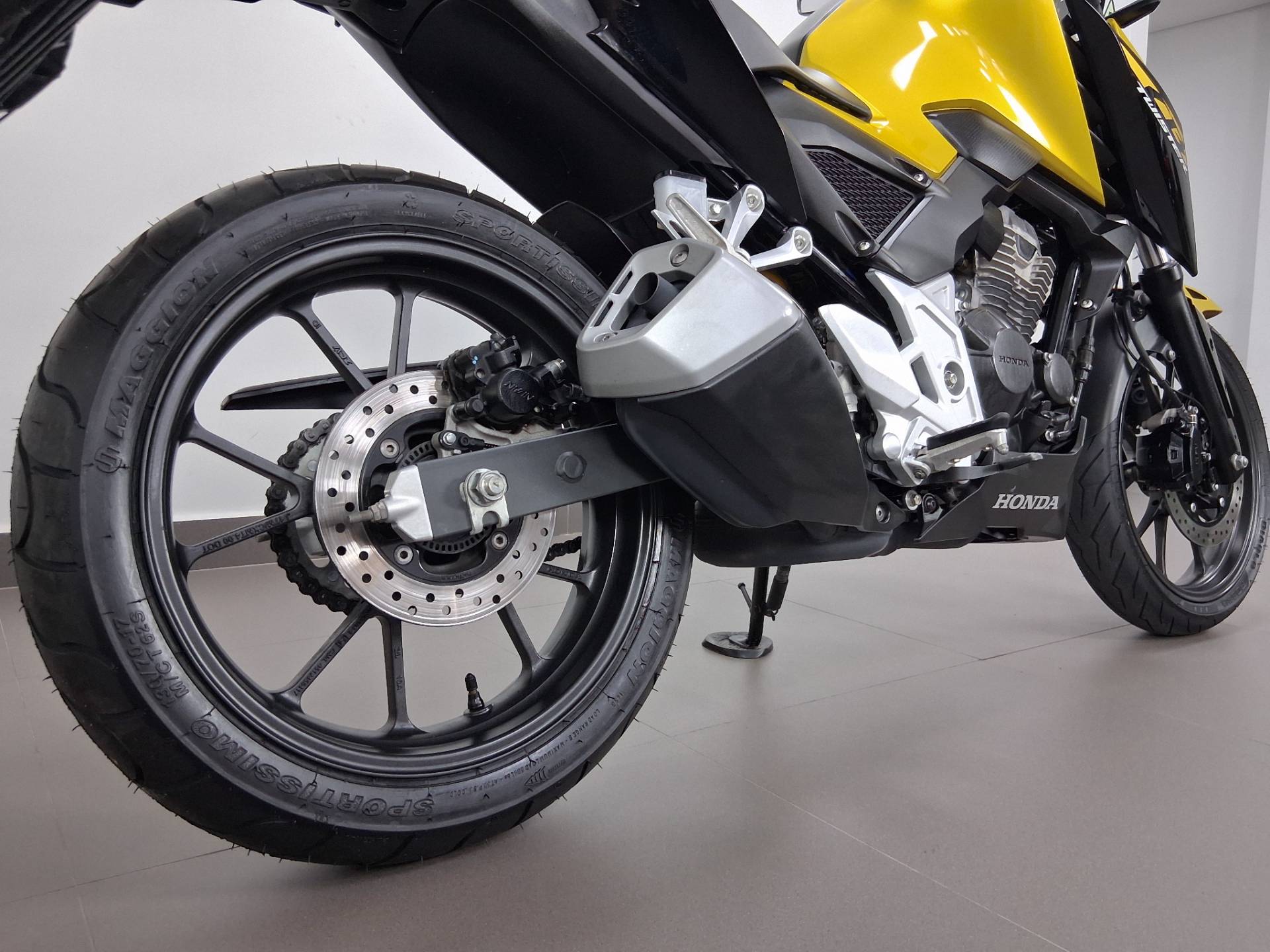 HONDA CB 300F TWISTER CBS