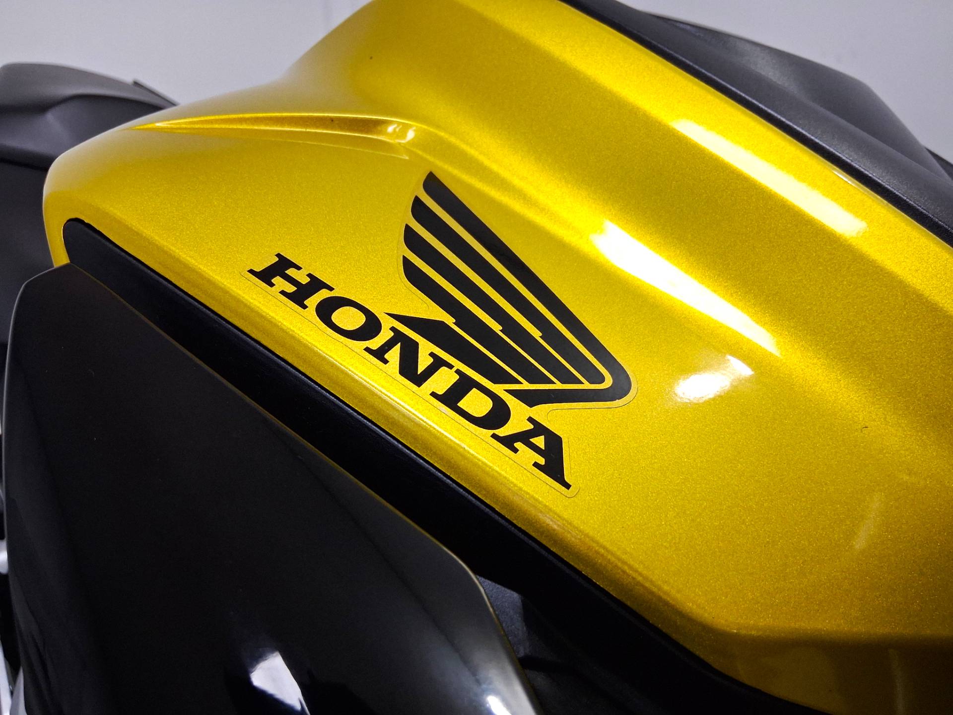 HONDA CB 300F TWISTER CBS