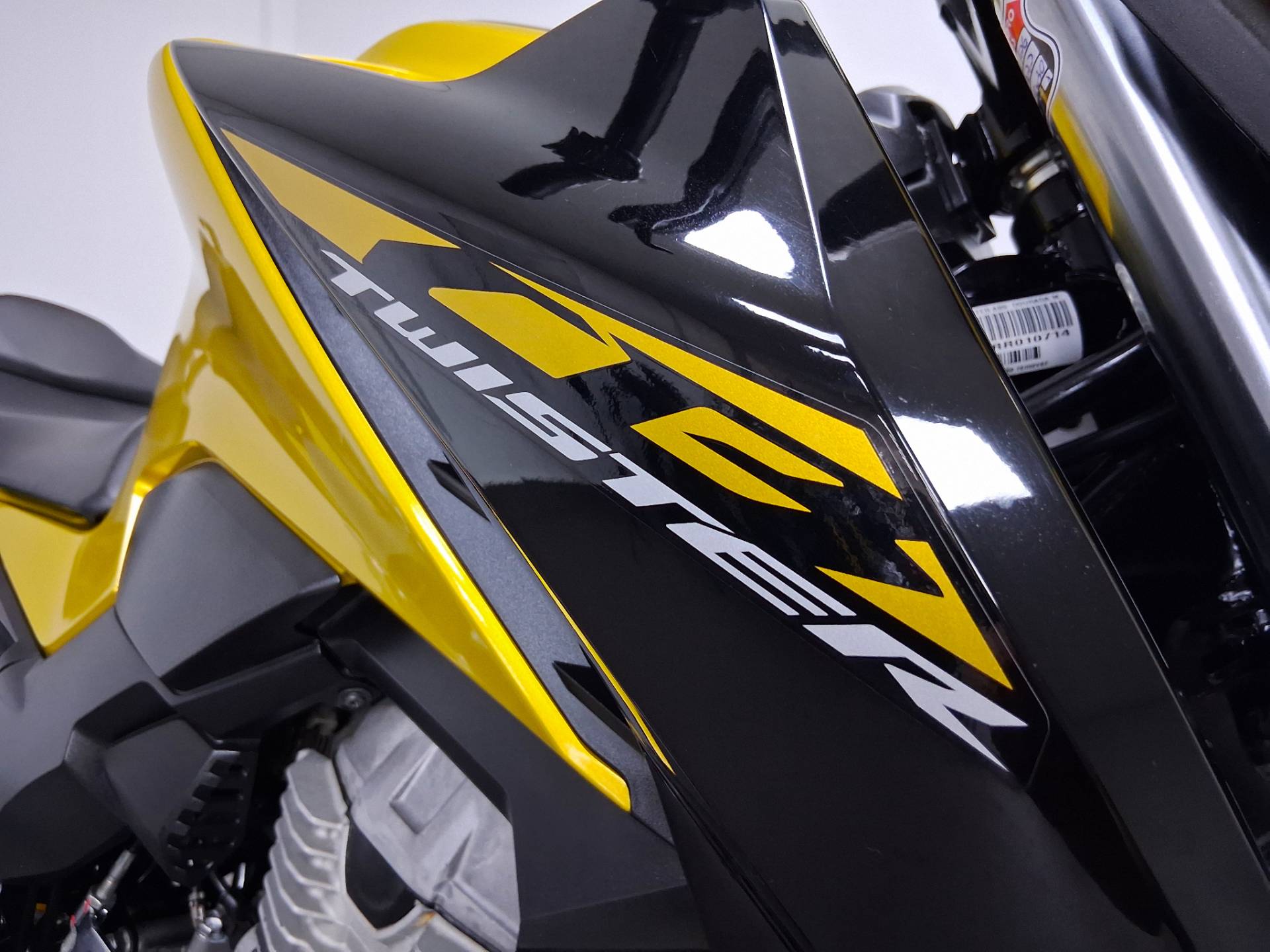 HONDA CB 300F TWISTER CBS