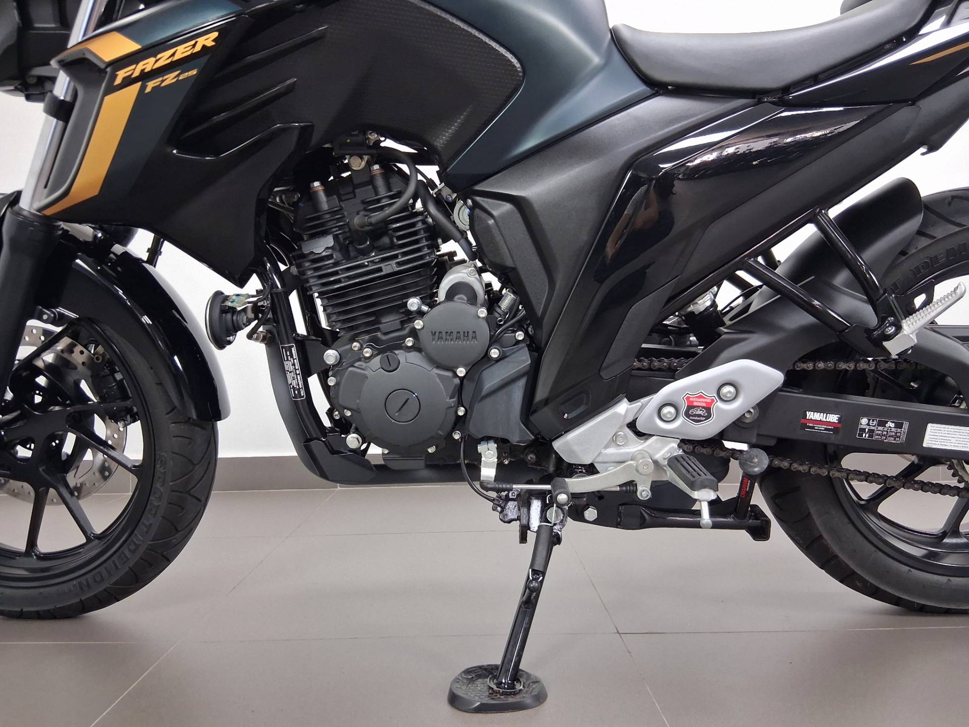 YAMAHA FZ25 FAZER ABS