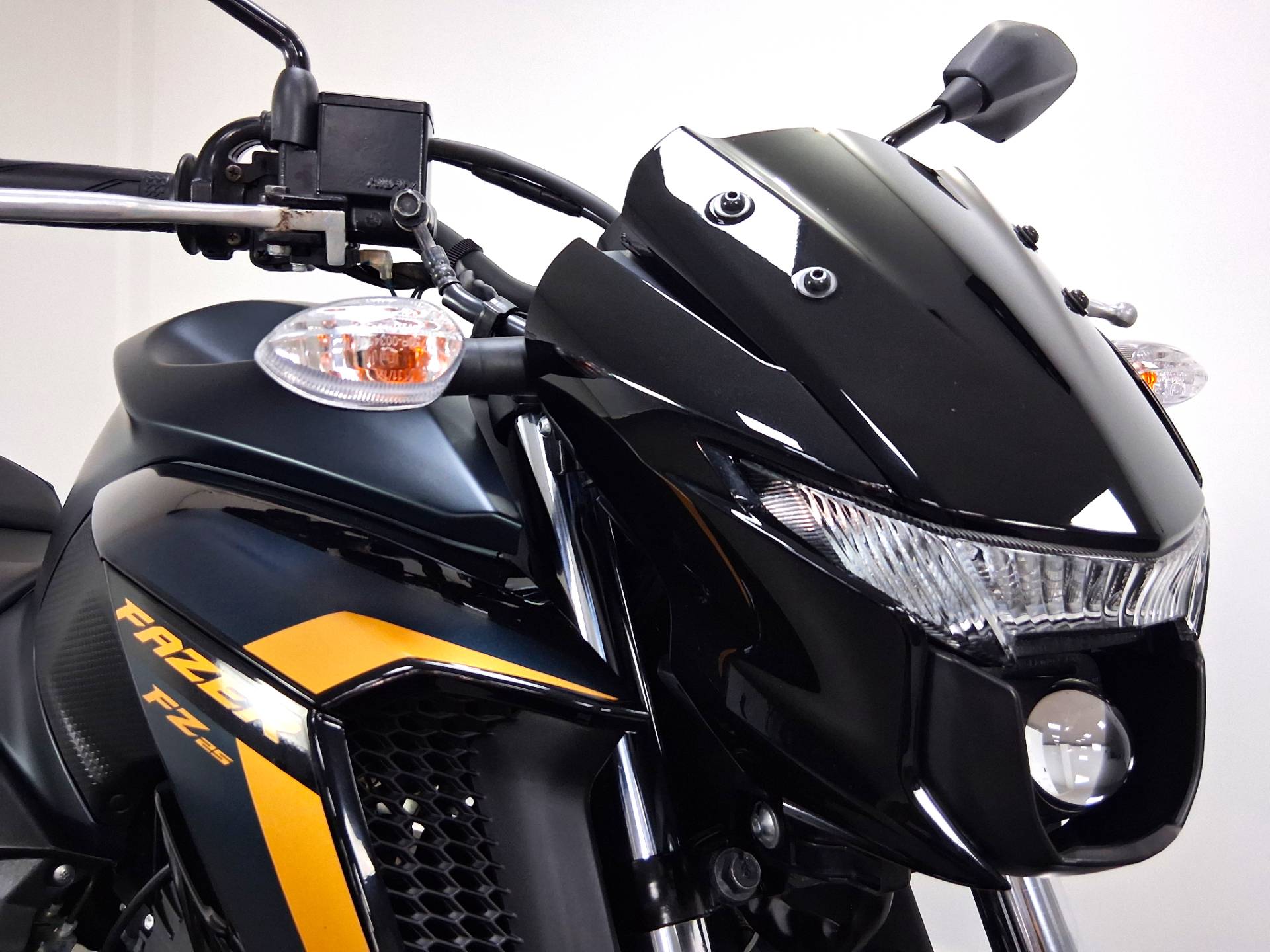 YAMAHA FZ25 FAZER ABS