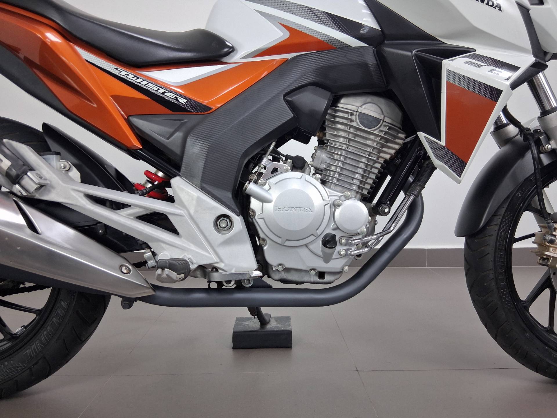 HONDA CB TWISTER