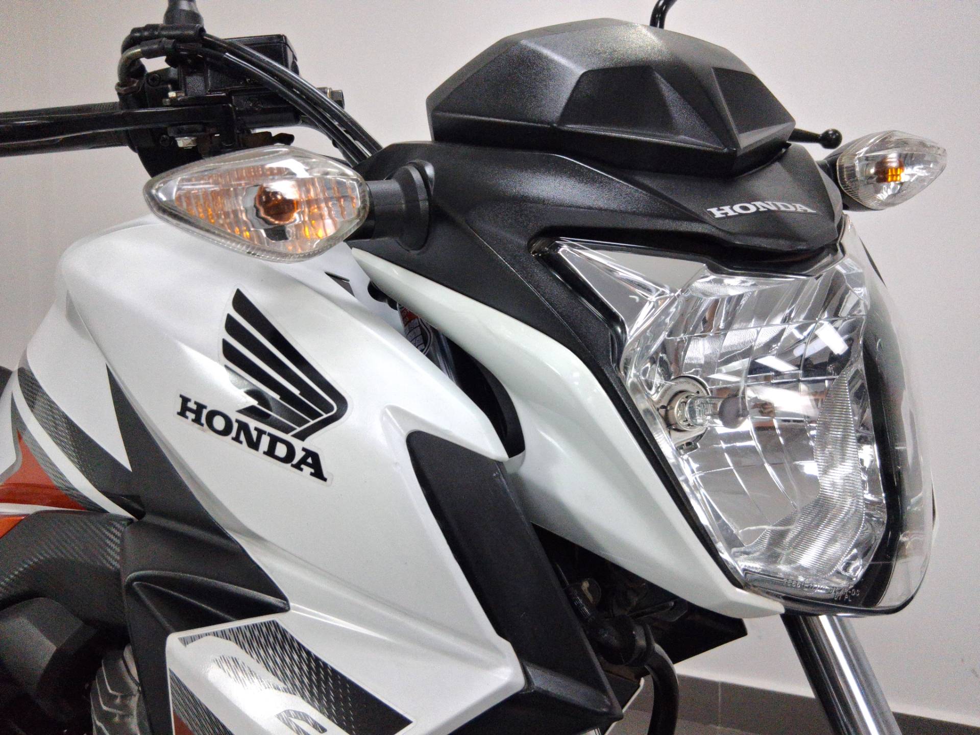 HONDA CB TWISTER