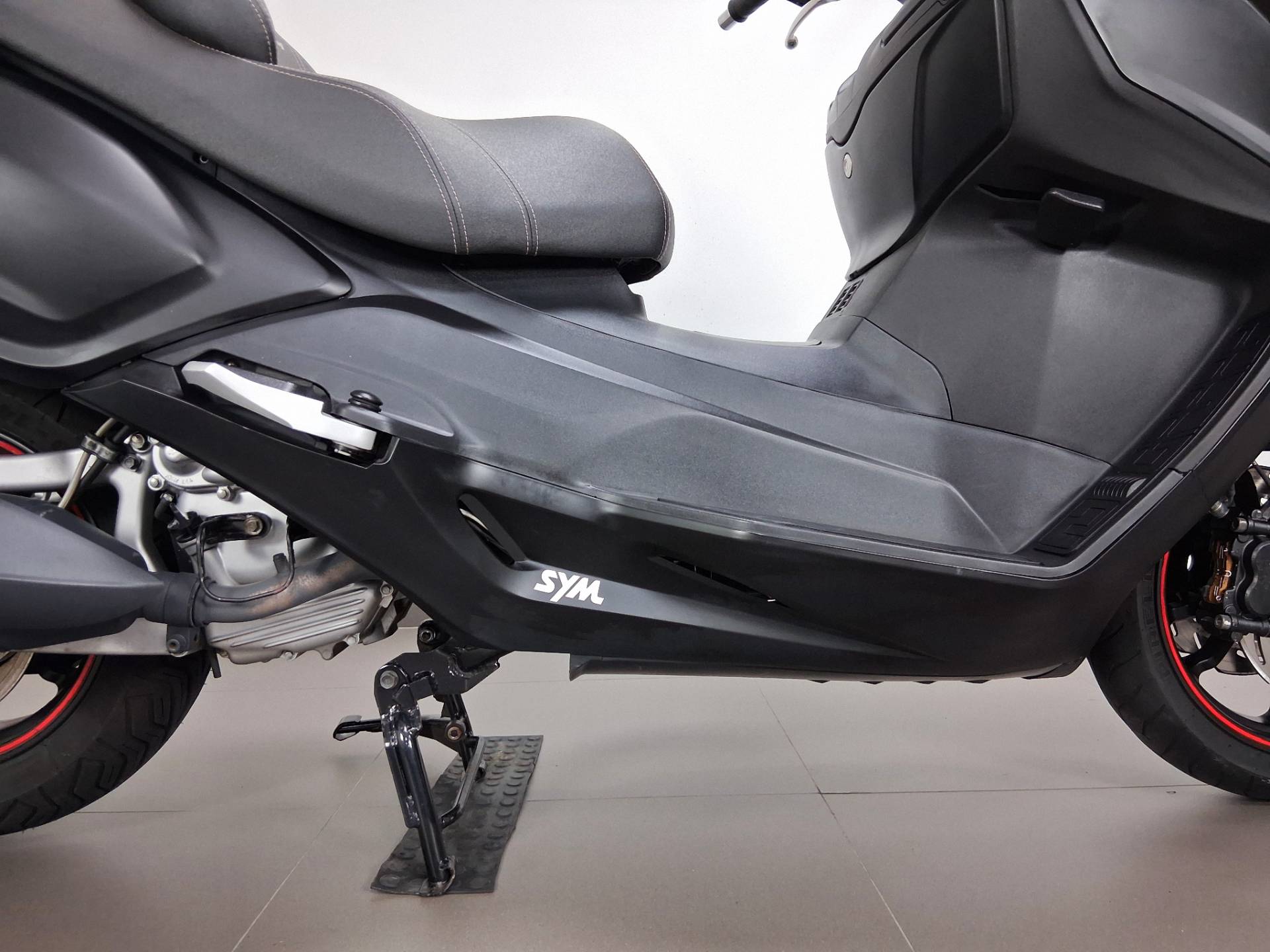 DAFRA MAXSYM 400i