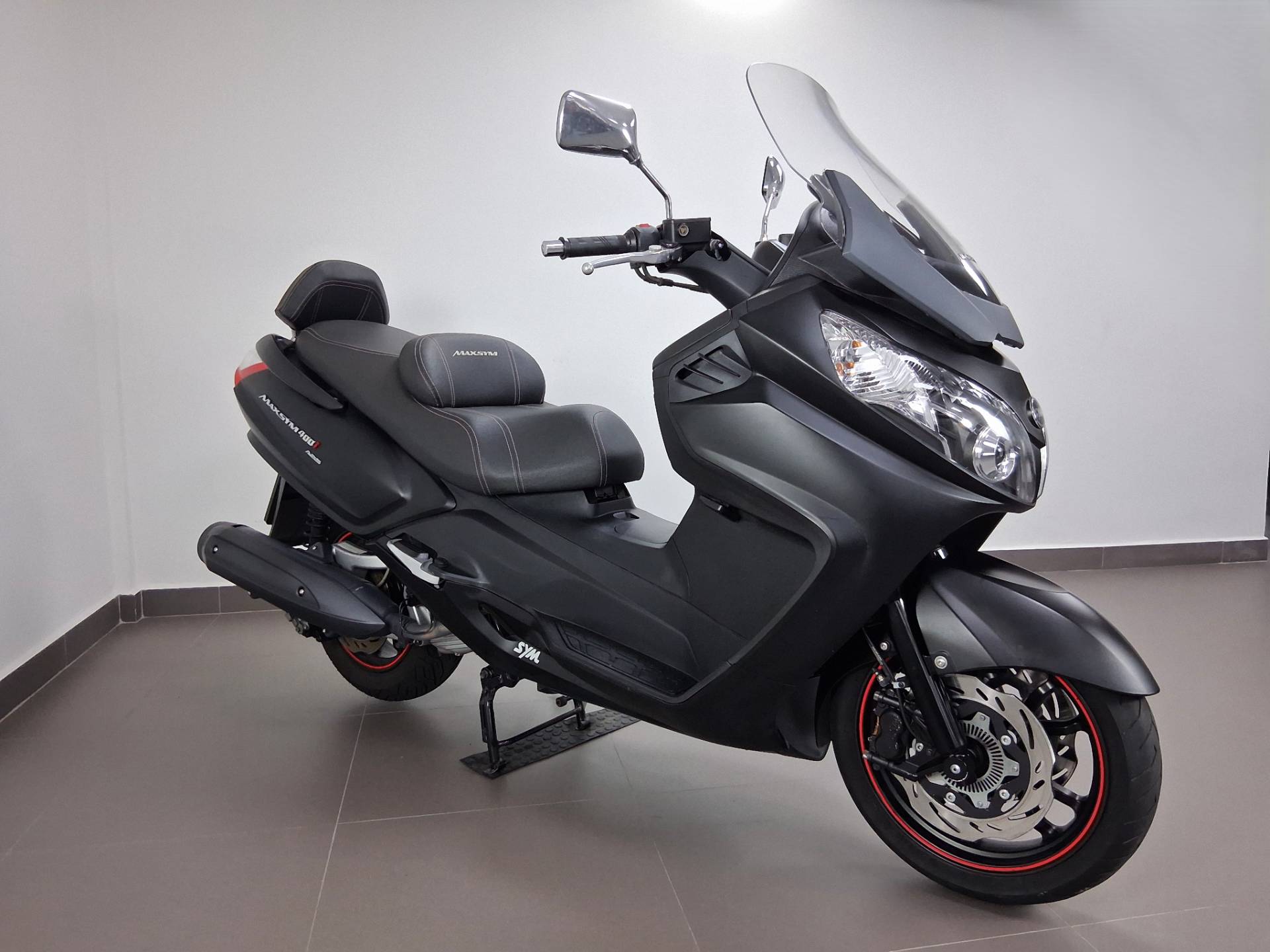 DAFRA MAXSYM 400i
