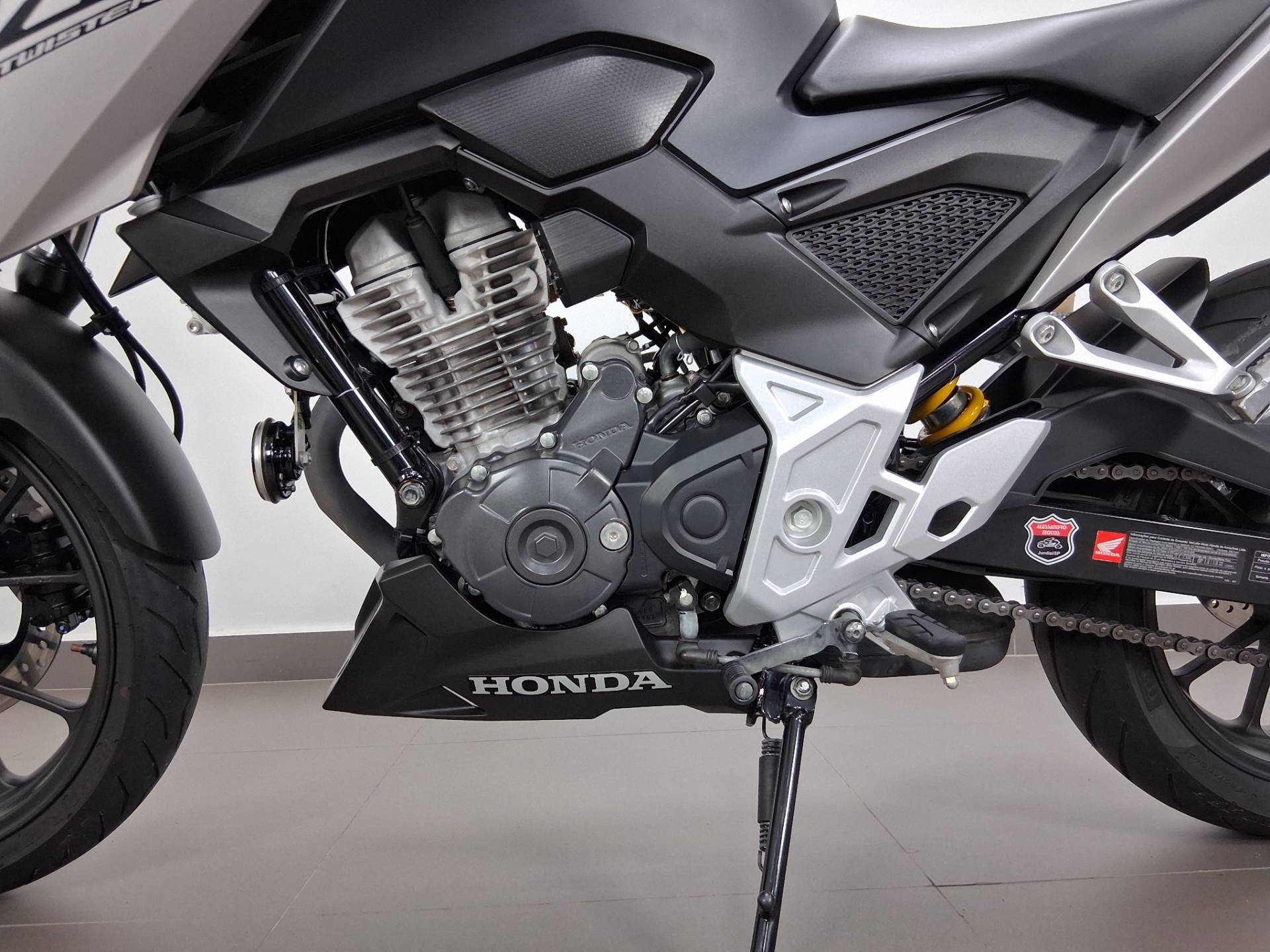 HONDA CB 300F TWISTER CBS