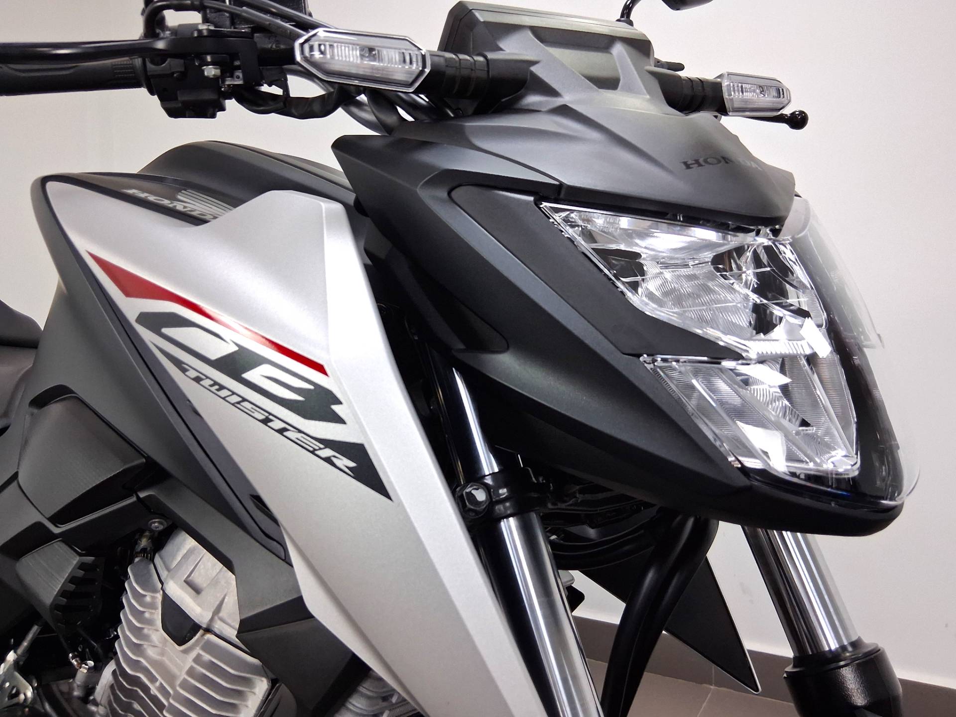HONDA CB 300F TWISTER CBS