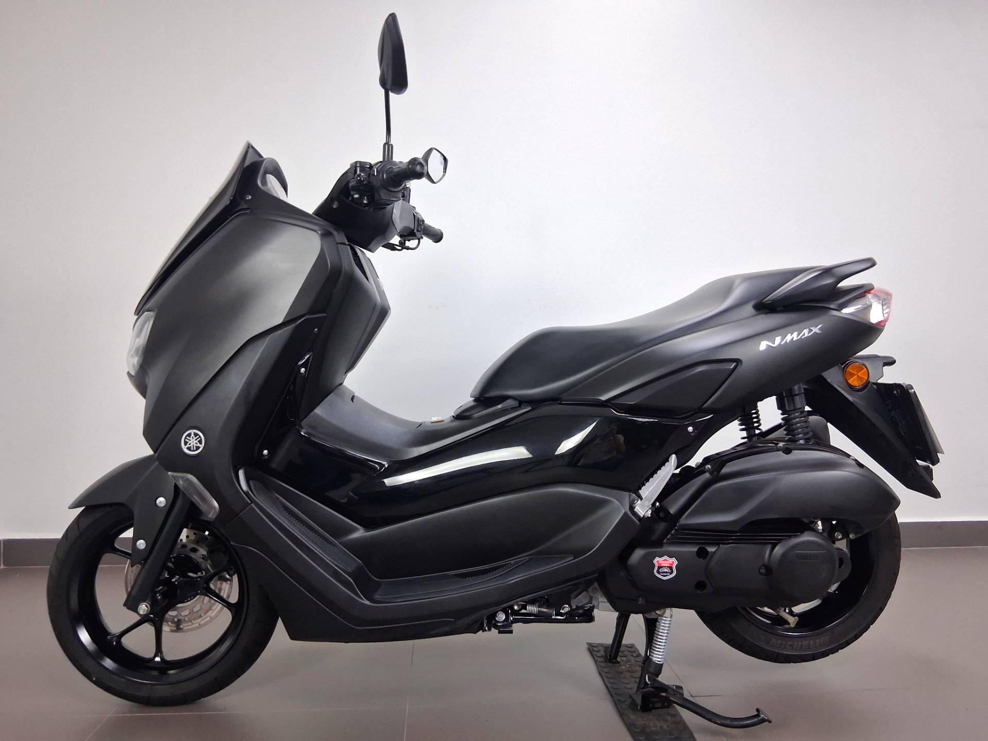 YAMAHA NMAX CONNECTED 160 ABS