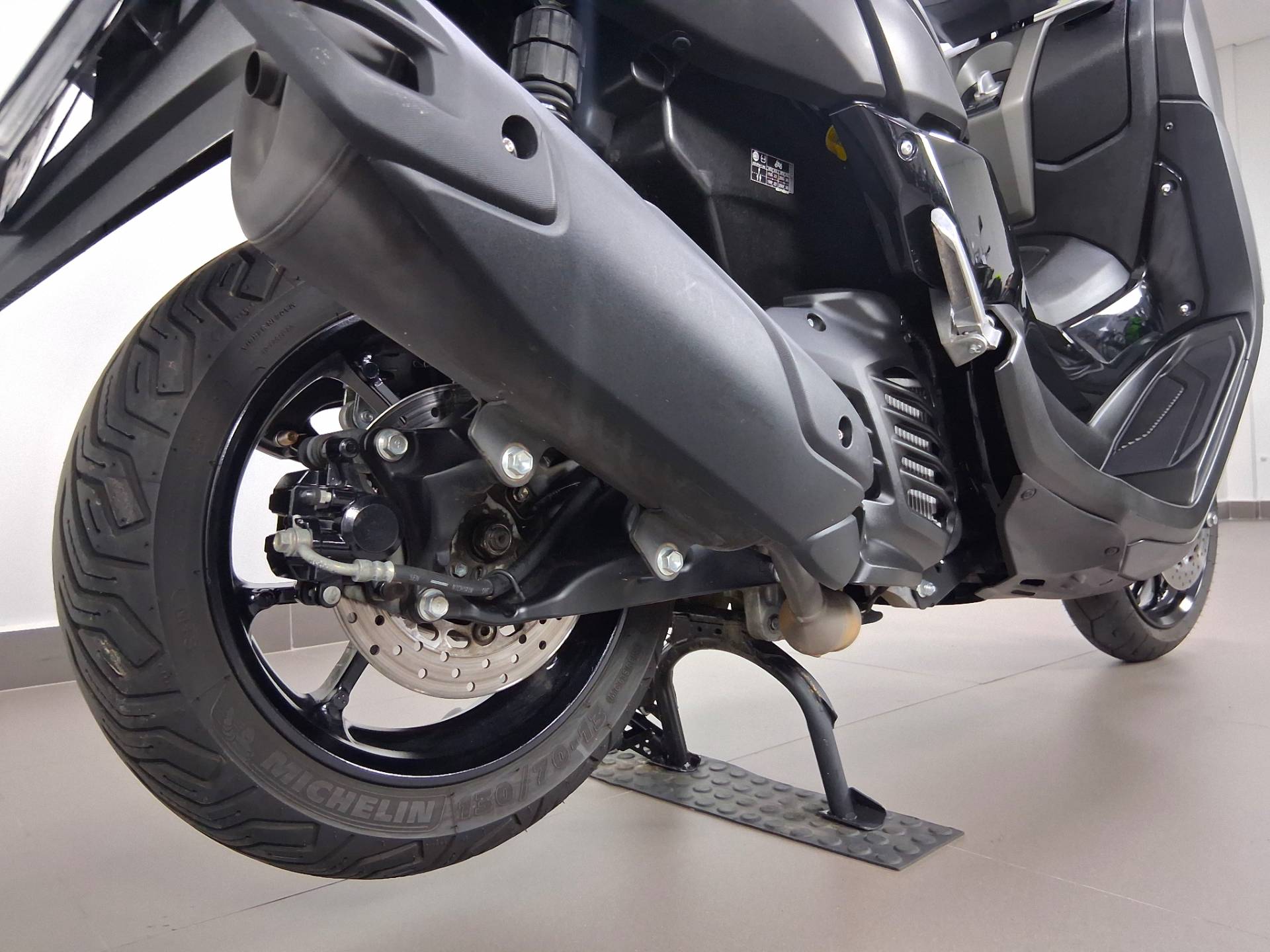 YAMAHA NMAX CONNECTED 160 ABS