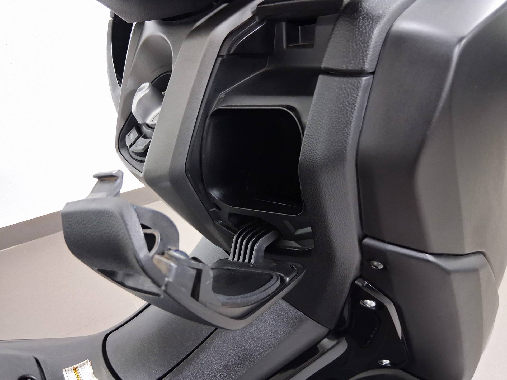 YAMAHA NMAX CONNECTED 160 ABS