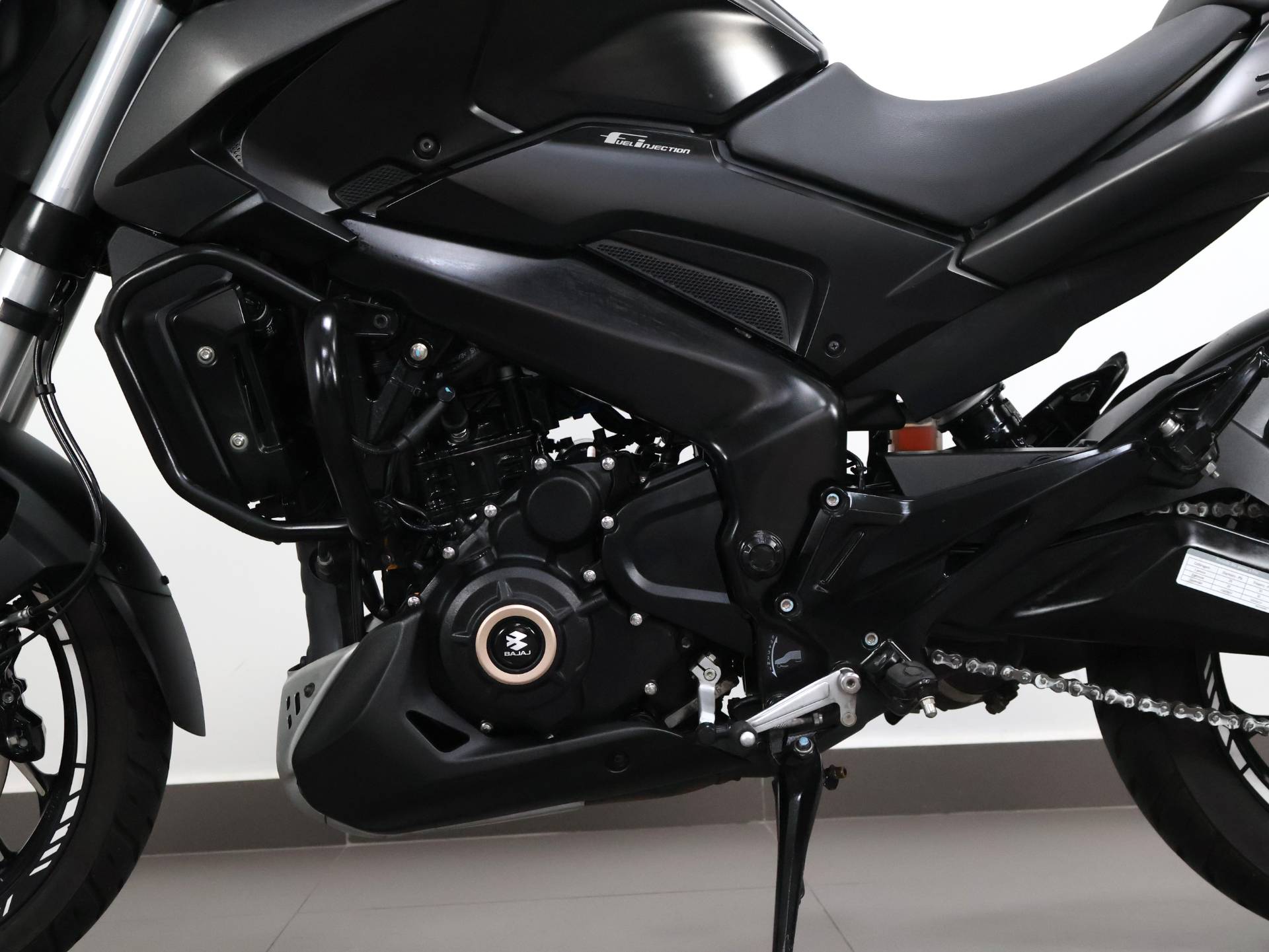 BAJAJ DOMINAR 400