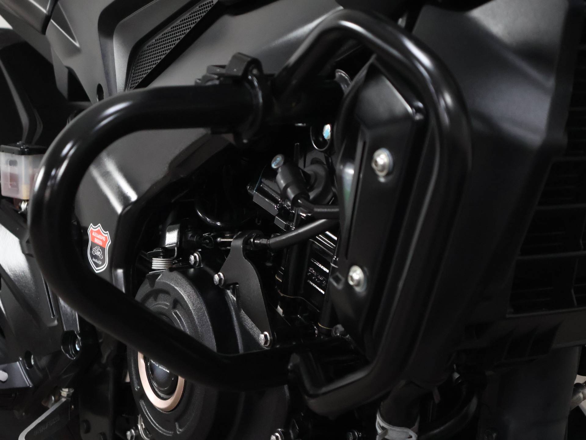 BAJAJ DOMINAR 400